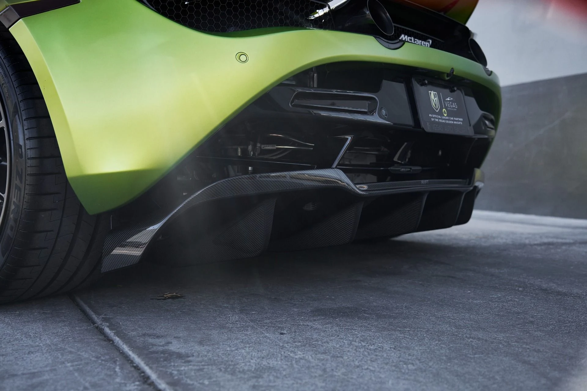mph014_3243480600_Used_2022_Mc_Laren_720_S_Performance_1753146892_9abd046b80
