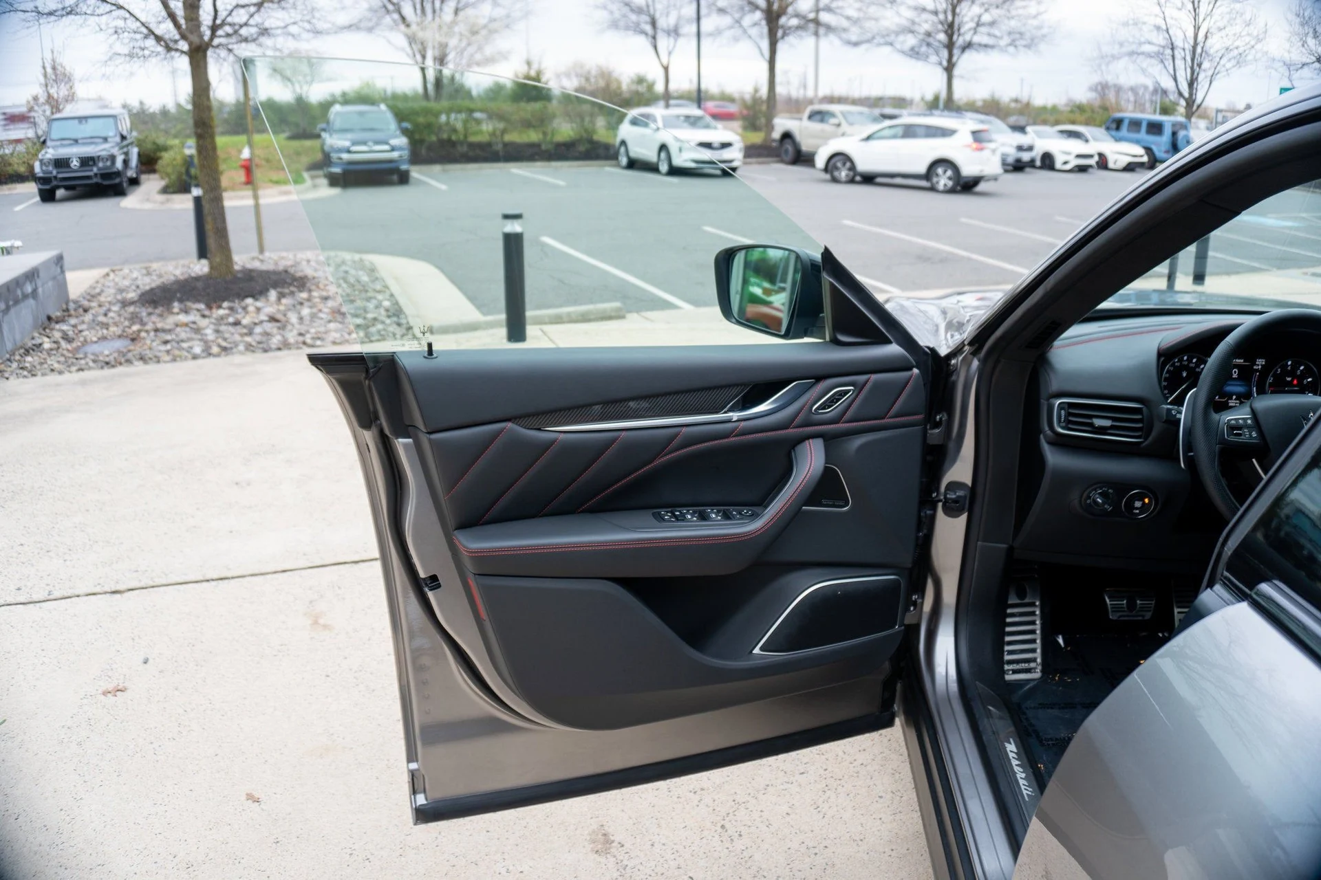 mph014_3257039218_87d1b6e333f94ba1a1b93944b98f7f26_905bcb5f11