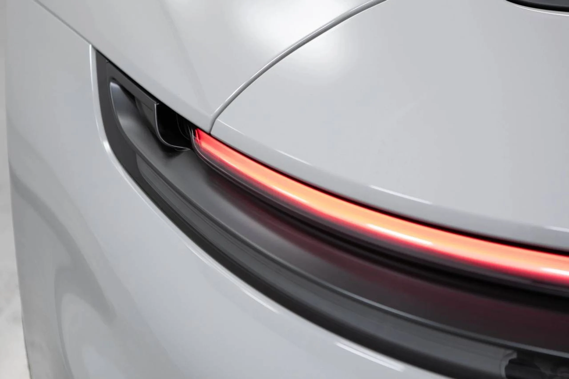 mph014_3264817894_46bd54410f5b0df0318bd2d5b9639947x_72f8651dea