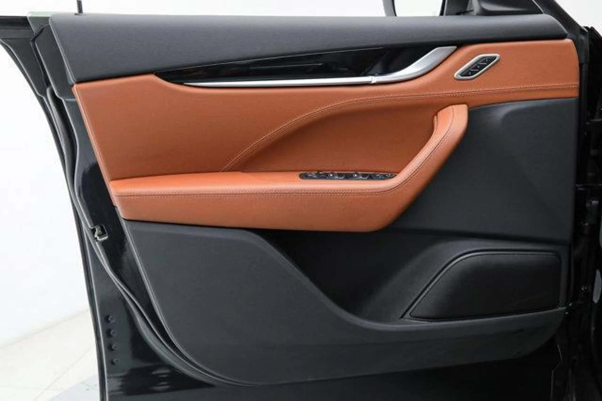 mph014_3265795989_3_IN_Izn_Q5_u_Fgm_1sea_M_Wl4u2_Es_I_fa02d6c4d0