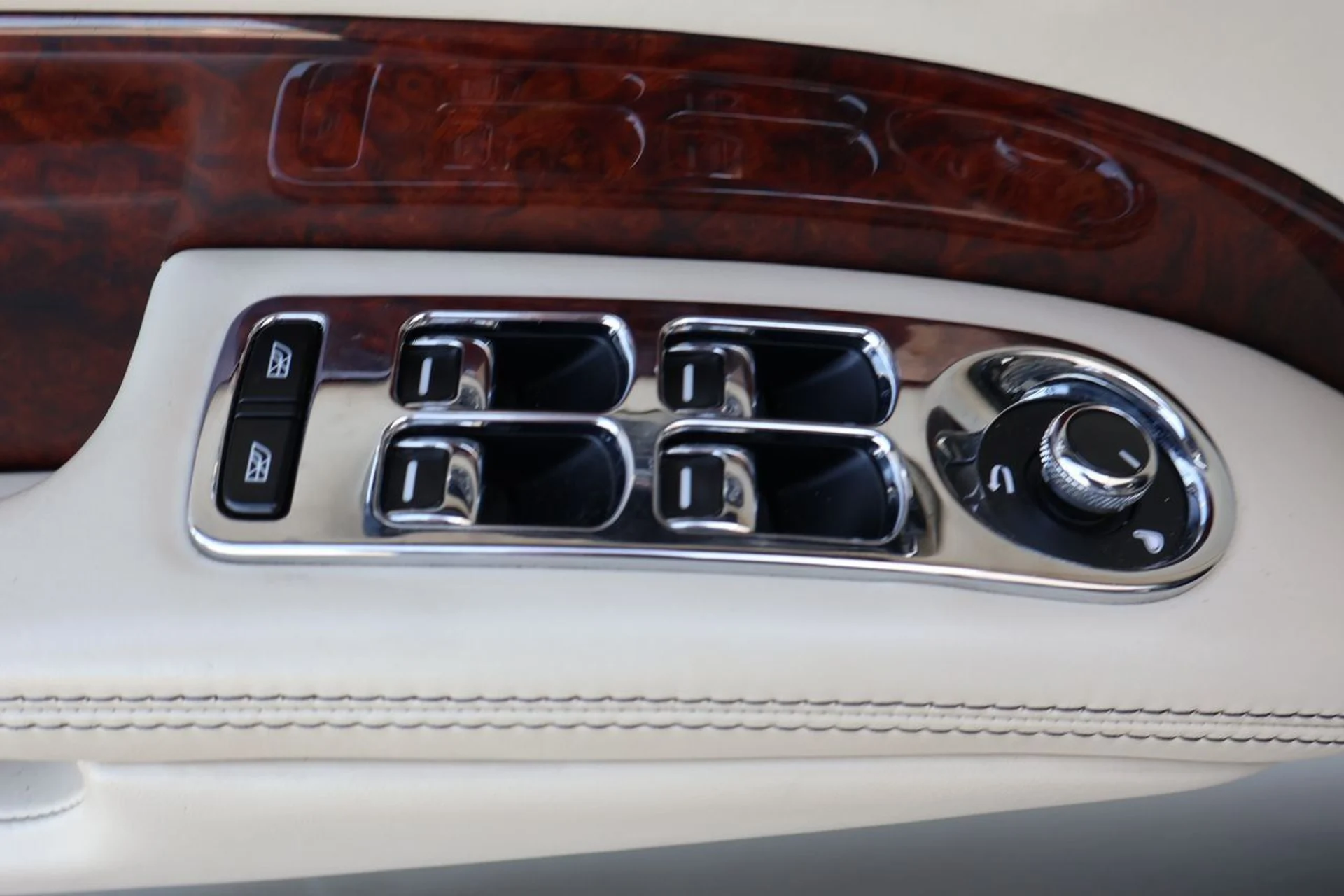 mph014_326877716_15_0626c6d6d5