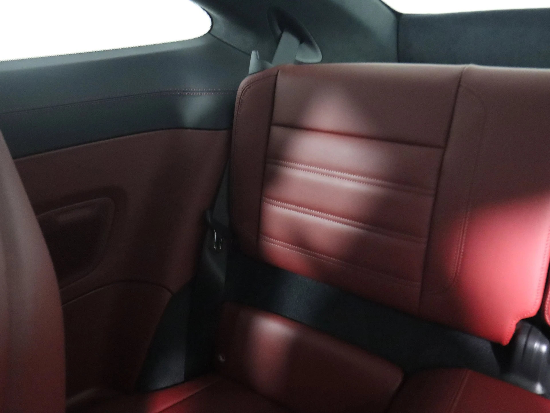 mph014_3271505987_f36525ca316932d5af87f65e4ac538a9x_33ce4c0c04