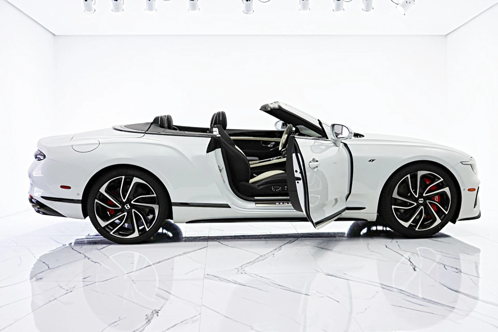 mph014_3277320442_New_2026_Bentley_Continental_GTC_S_897ebcaeb8