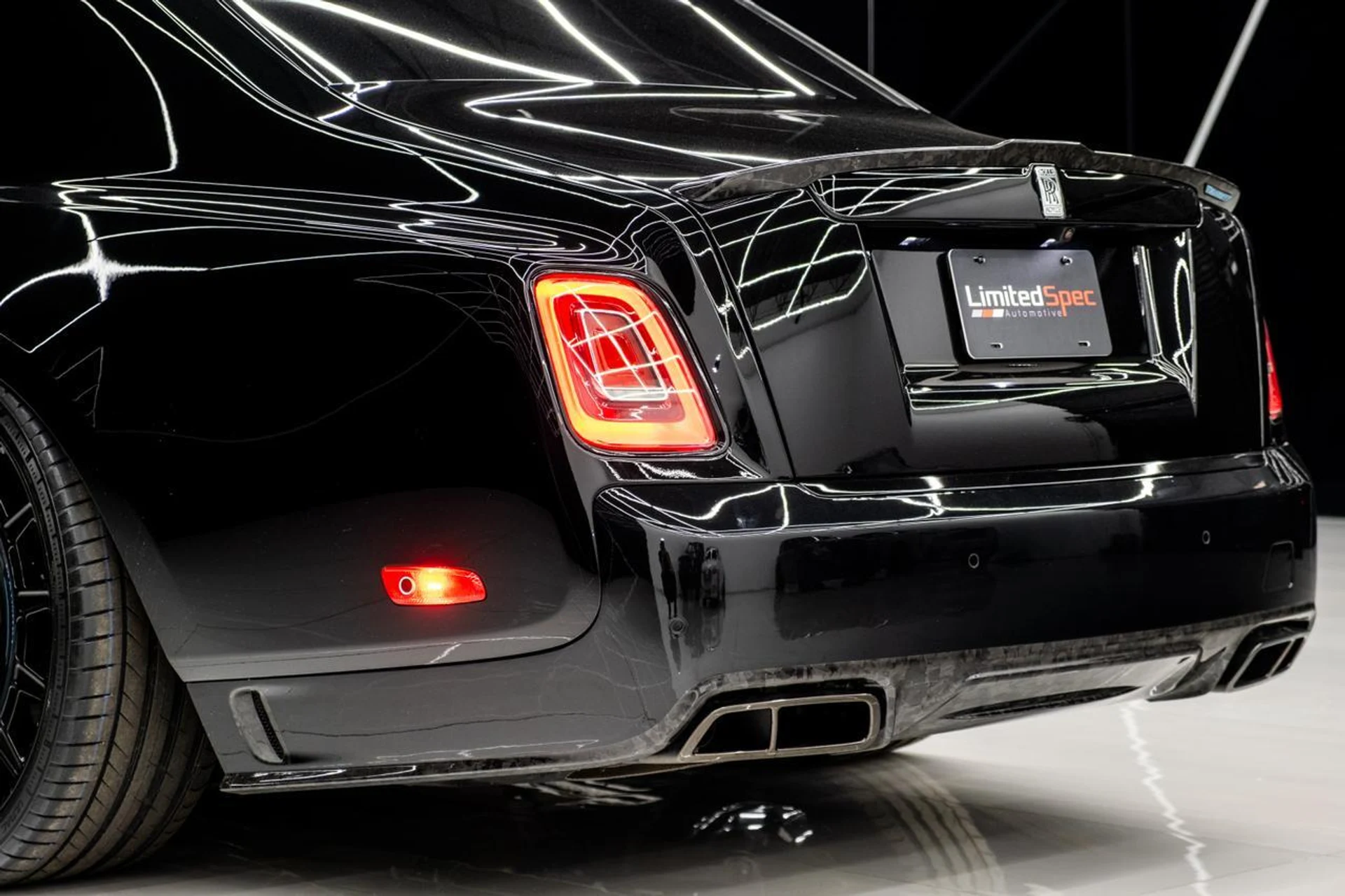 mph014_3277618275_38331e4a7ac43457b6f51cf825318e94_93b160c4f1