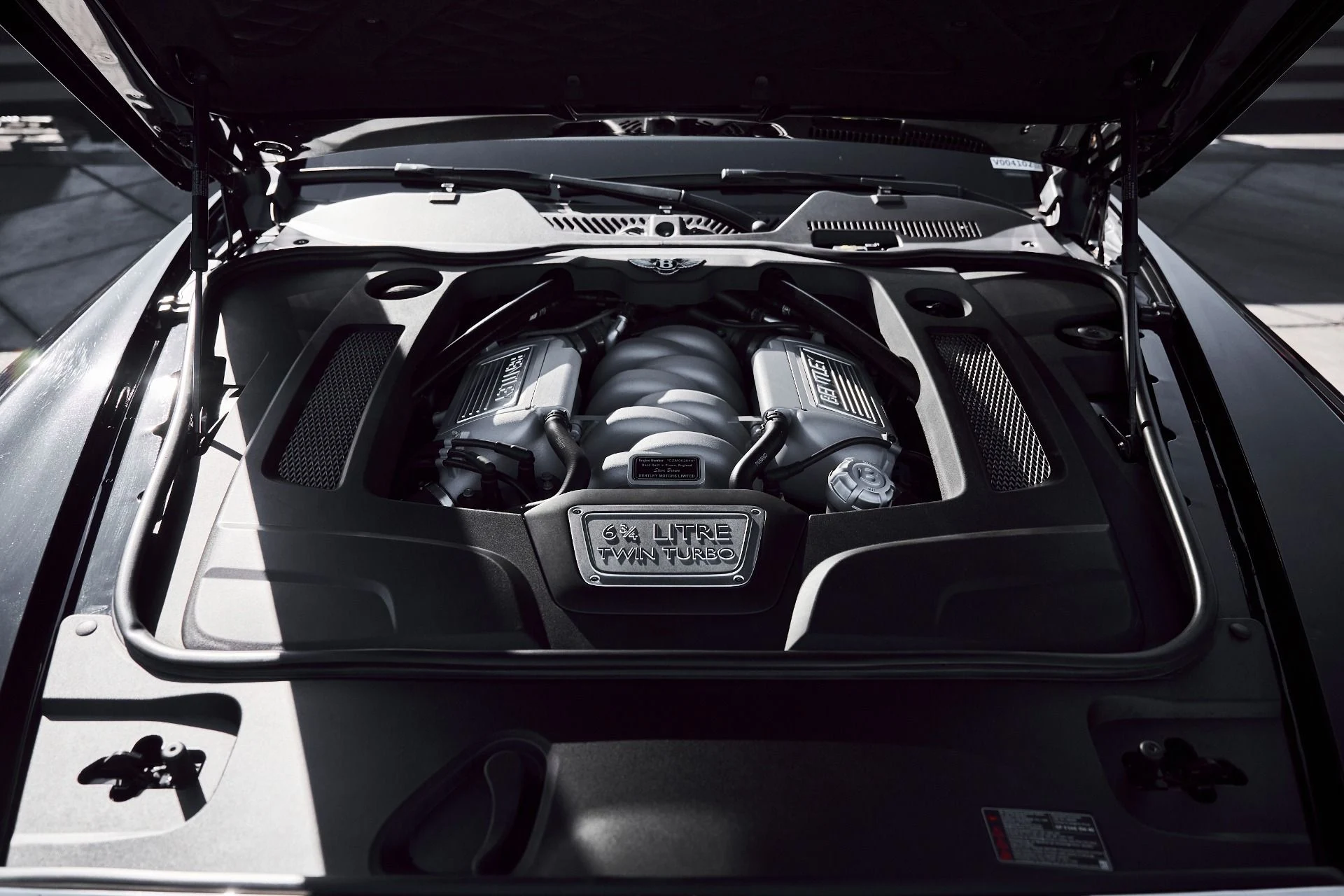 mph014_3285268415_Used_2019_Bentley_Mulsanne_Base_1773861340_79635ea137