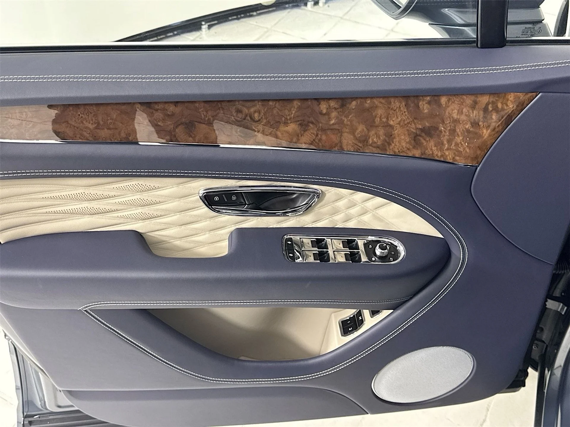 mph014_3292985519_1f9f9c3bac9d32d46808d6034f4186d3x_d1374dbdcf