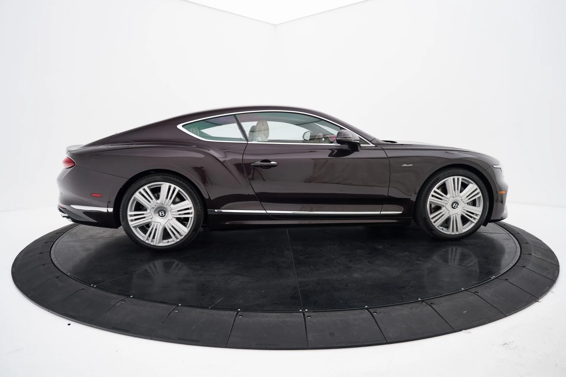 mph014_3293141580_Used_2026_Bentley_Continental_GT_V8_1792608724_6a50976882