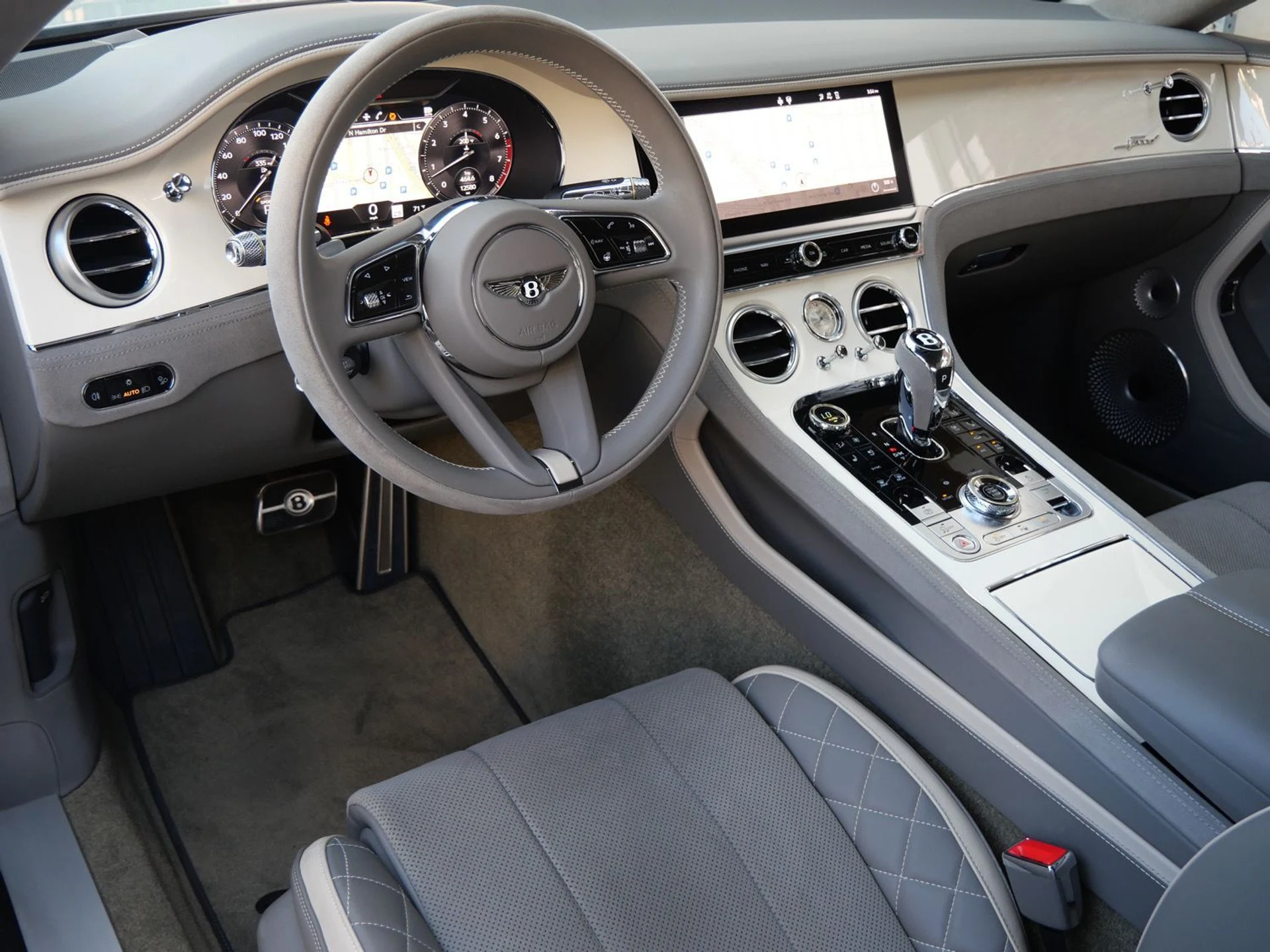 mph014_3304030763_699934fa7da1ed145706f38f47813226x_71b107d4e1