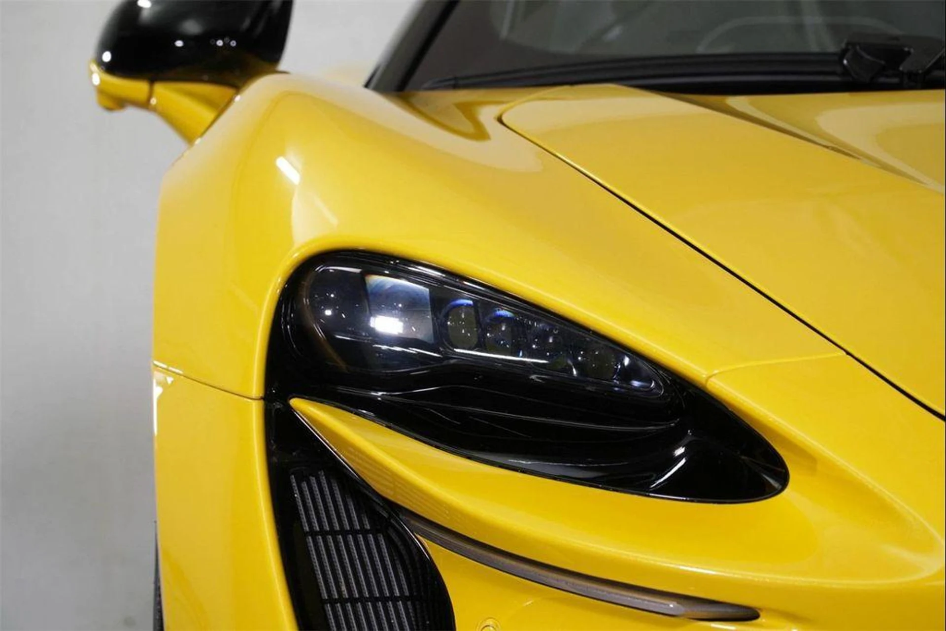 mph014_3304786750_G9_ZD_To51_R0_Y_b5_R3_Apnq_KTG_Ukx_Q_3747530225