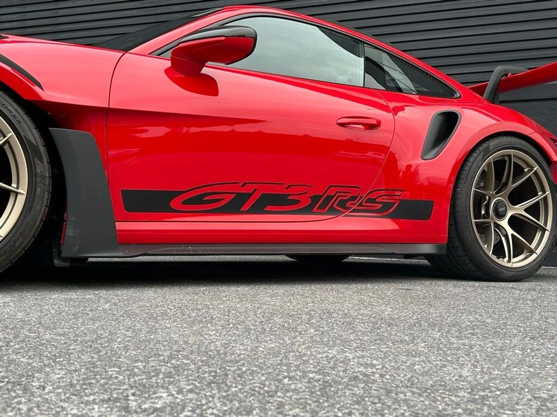 mph014_3308856420_e8fcb3d12db9795bc27f371618ace042x_c53deee405