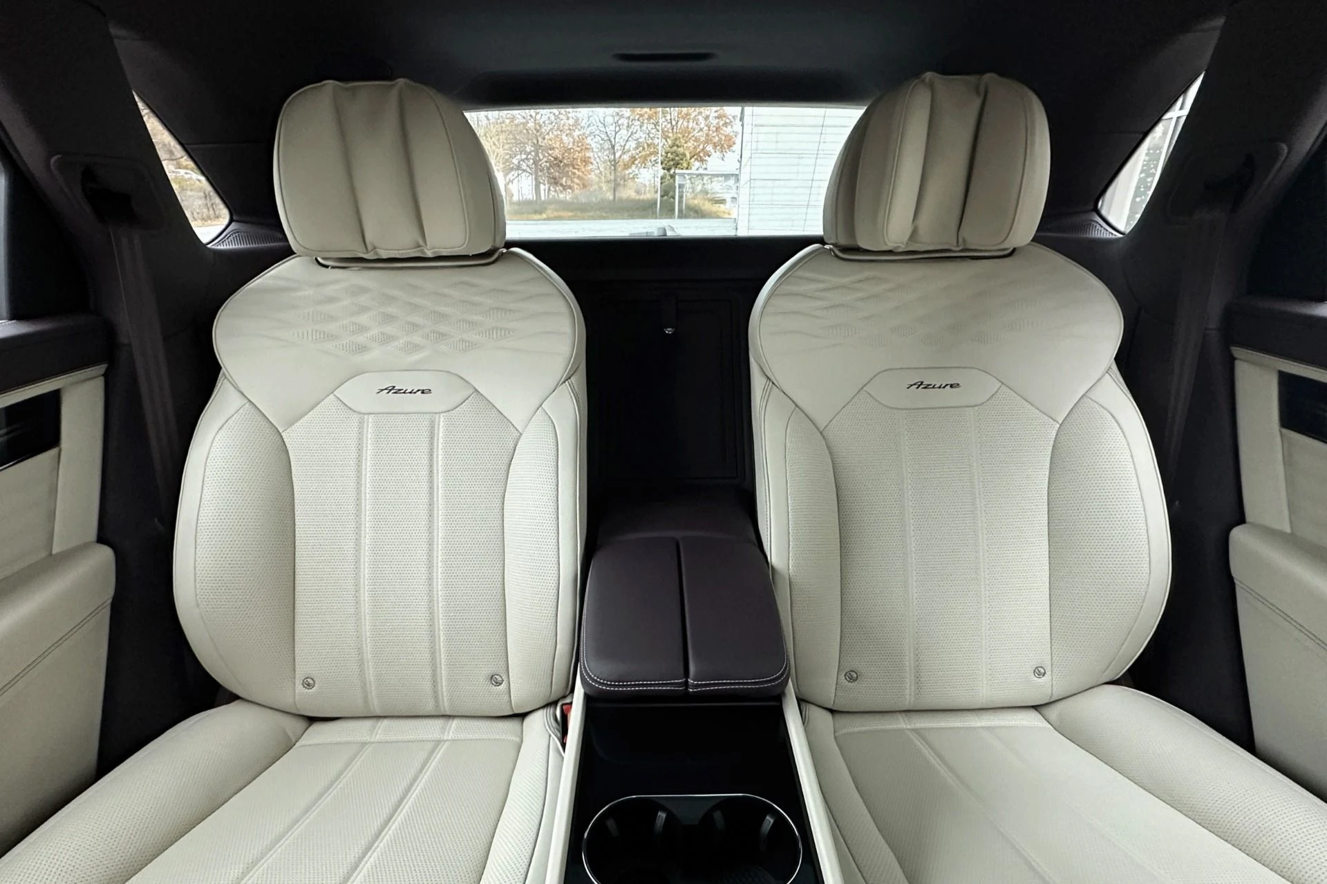 mph014_3309861150_Used_2024_Bentley_Bentayga_EWB_Azure_V8_1763042894_617fa21229