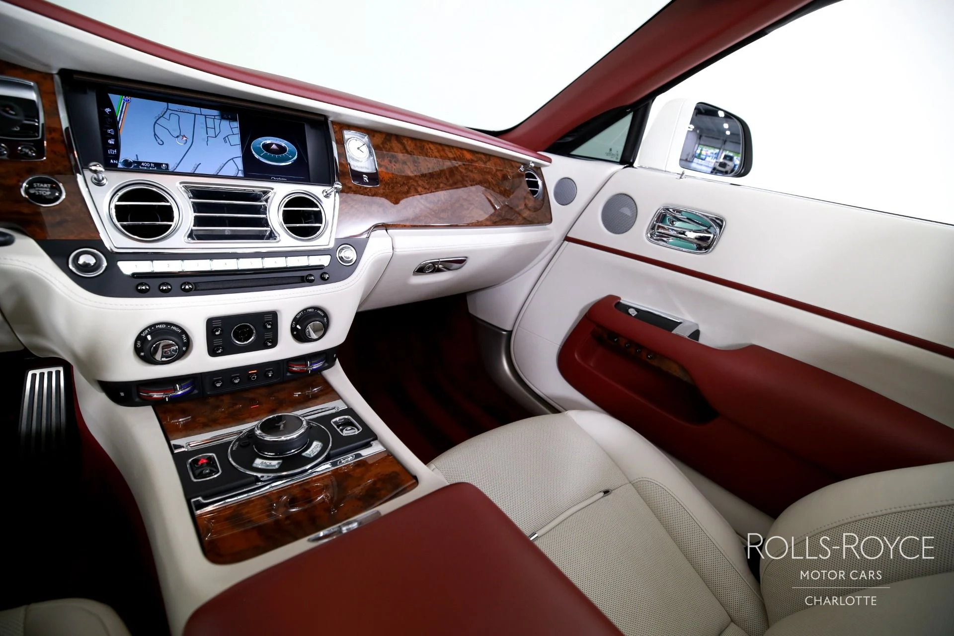 mph014_3315164818_Used_2020_Rolls_Royce_Dawn_1775592549_3a9d01ae9b