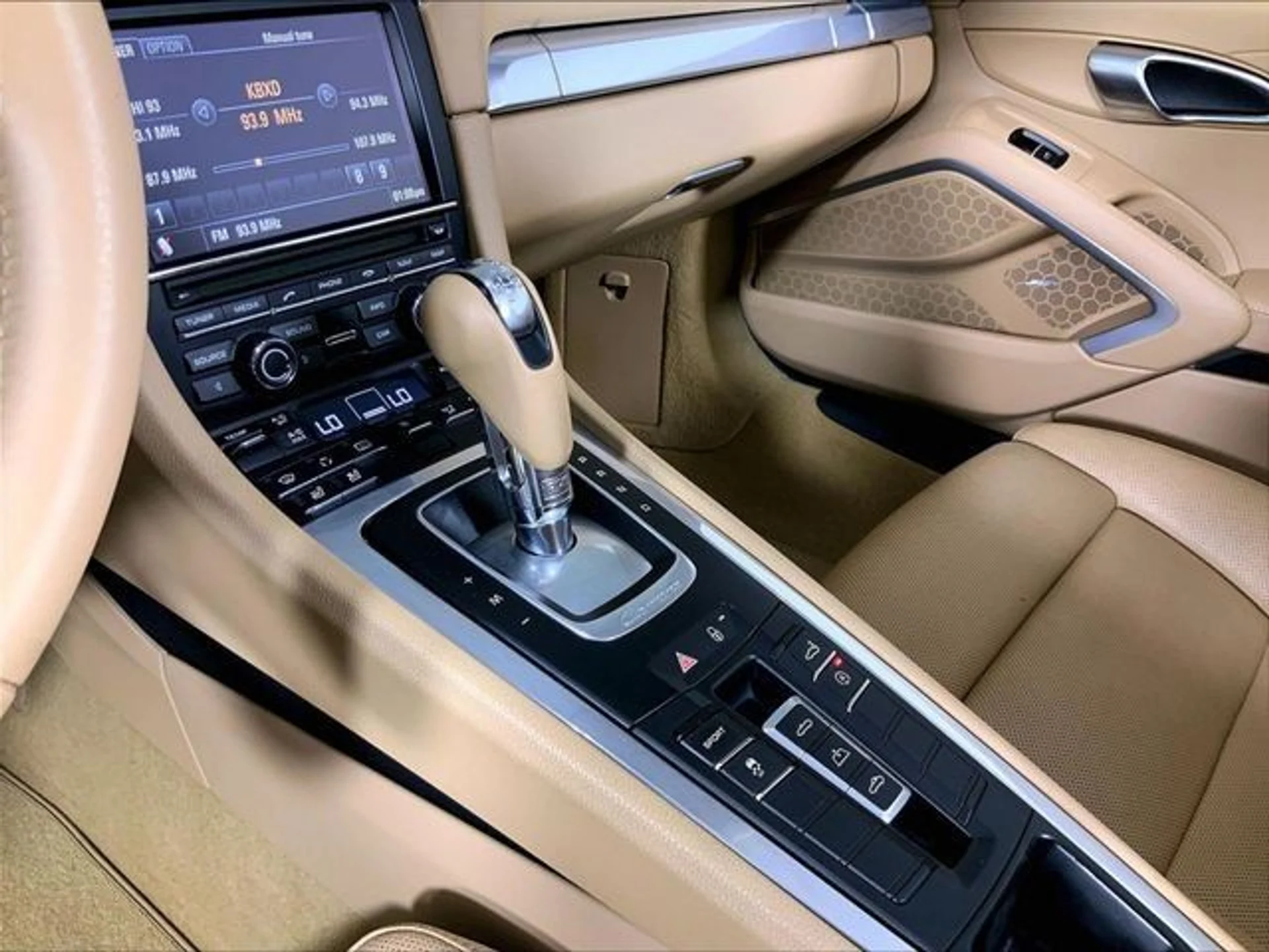 mph014_3315824639_46de98b6dea170712af729abedbba84d_0cd3a51715