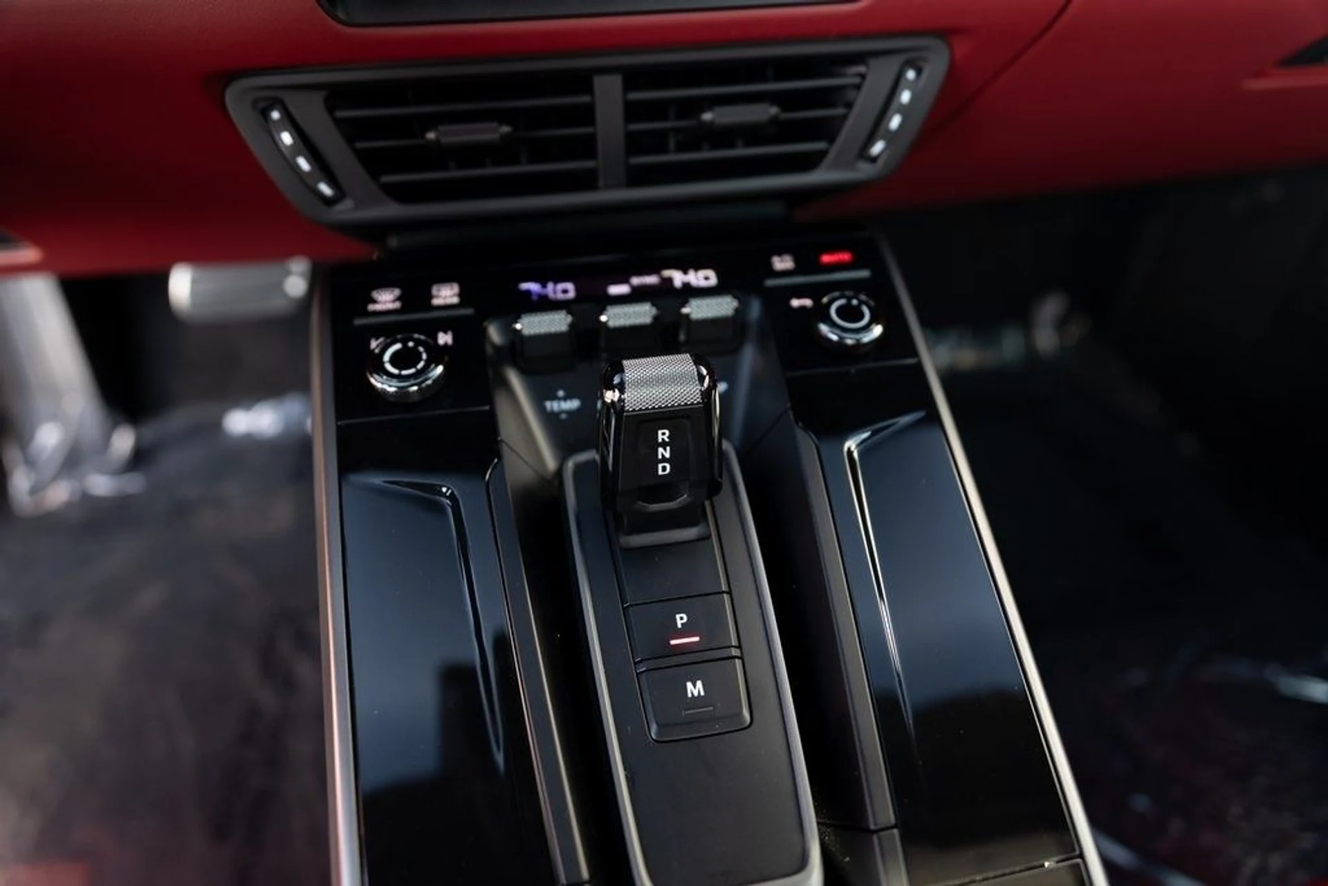 mph014_3317223306_98bca7fc534c4da92b510818e0ecf068x_d4b97d3954