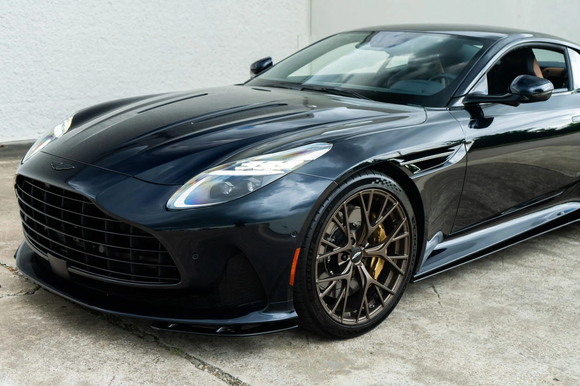 mph014_3318023011_Used_2024_Aston_Martin_DB_12_V8_1780518223_07778a157d