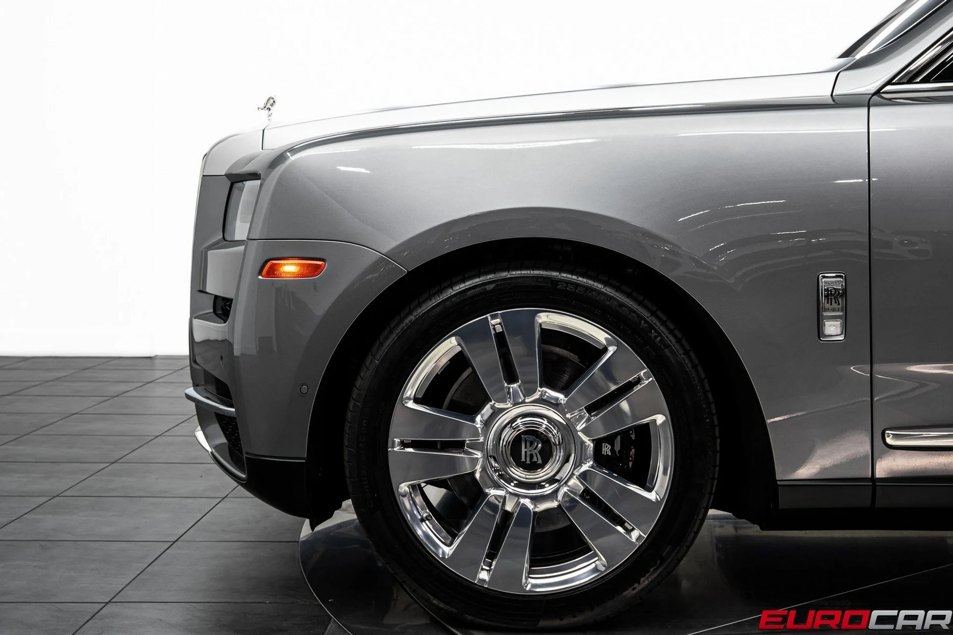 mph014_3319830879_image_15_925c37d99f