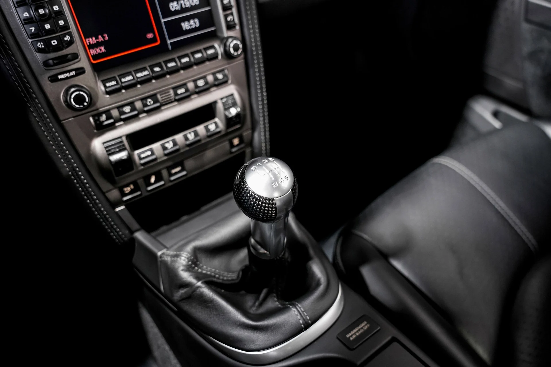 mph014_3327482976_7a70a6690952a02400dd6c13cdf14e77x_6749533c15