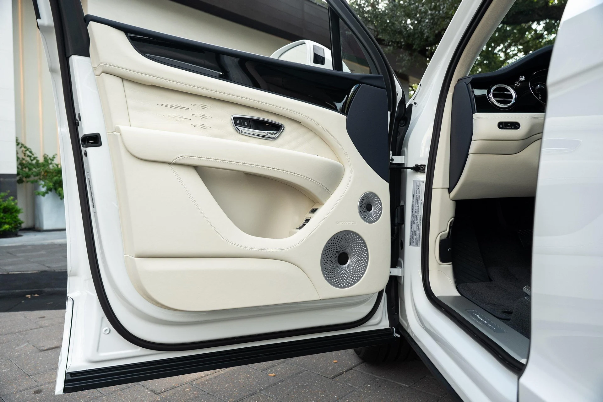 mph014_3327645097_442093803_689aca37b01227cfeeaaee9a_38dca8bfb0