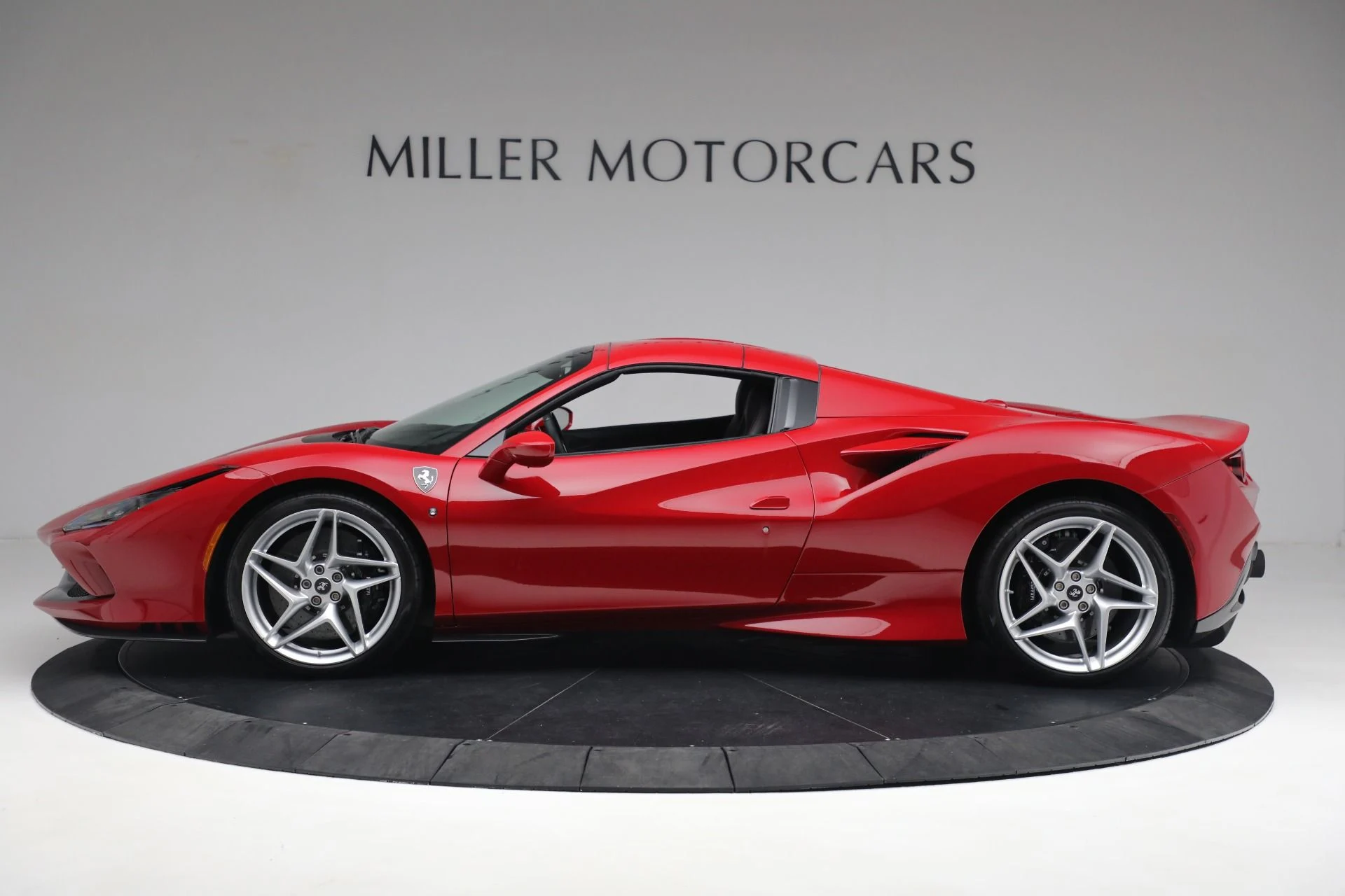 mph014_333278216_Used_2021_Ferrari_F8_Spider_6ac1880af3