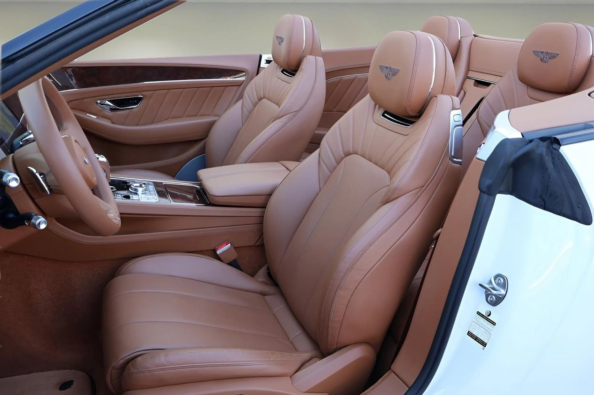 mph014_3335310762_15_0134c68dde