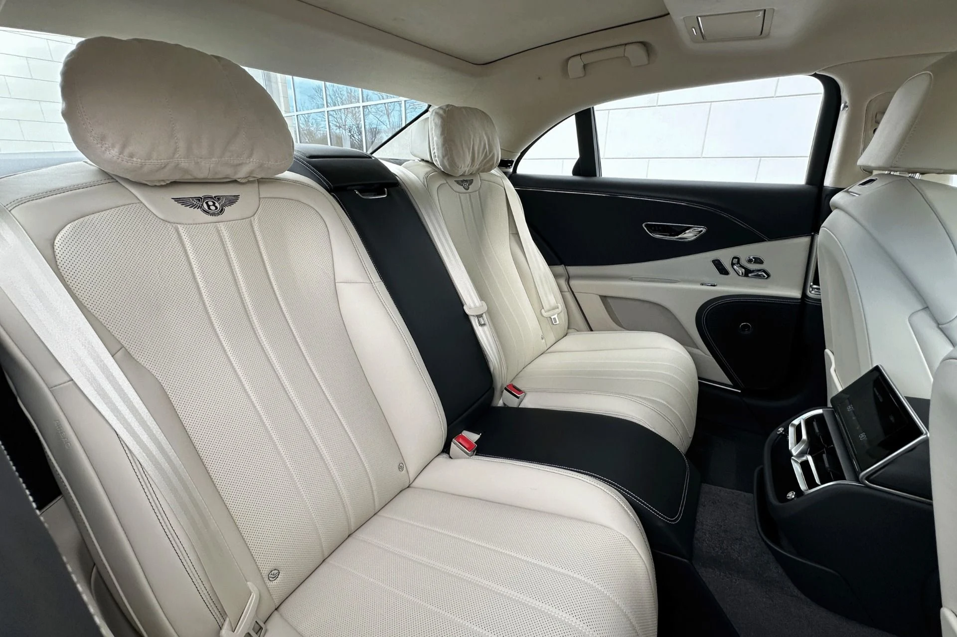 mph014_3348776170_New_2026_Bentley_Flying_Spur_1783692086_5c2a2c0e58
