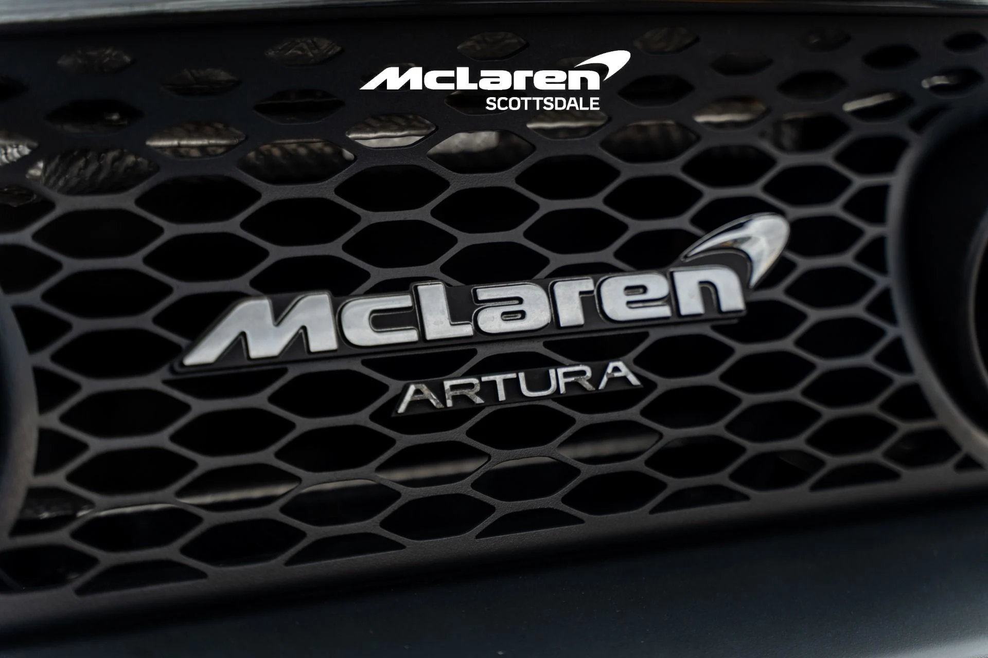 mph014_3350135695_Used_2023_MCLAREN_ARTURA_1771651947_c6a779371f