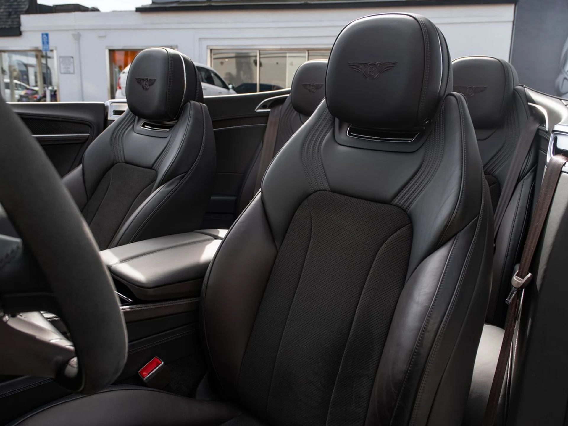 mph014_3351790464_a5a3ff6786692bdfe5957d9976f03bd1x_db5e2aae22