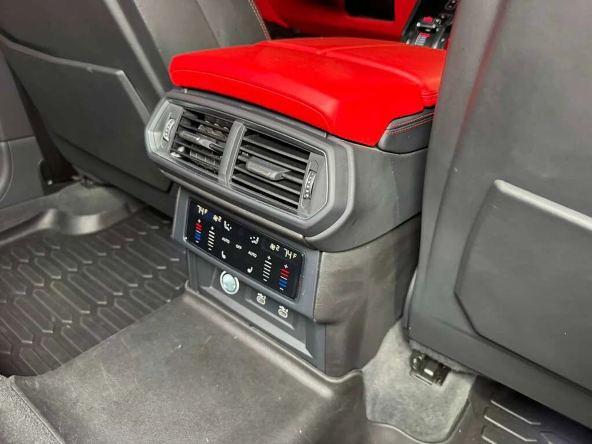 mph014_335184433_564da9fd41fd22303754608661d01620_ccaad2d768