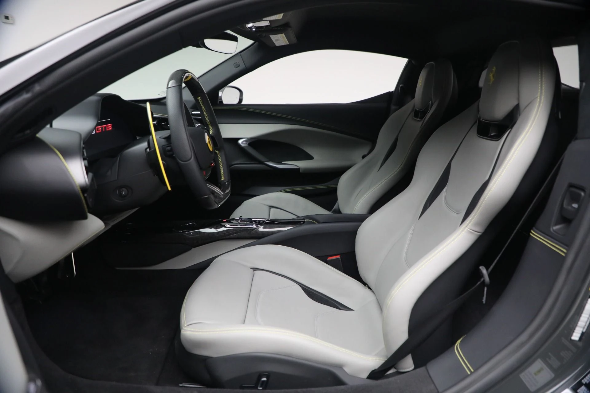 mph014_3352325413_Used_2025_Ferrari_296_GTB_1771356747_b58d7a18fe