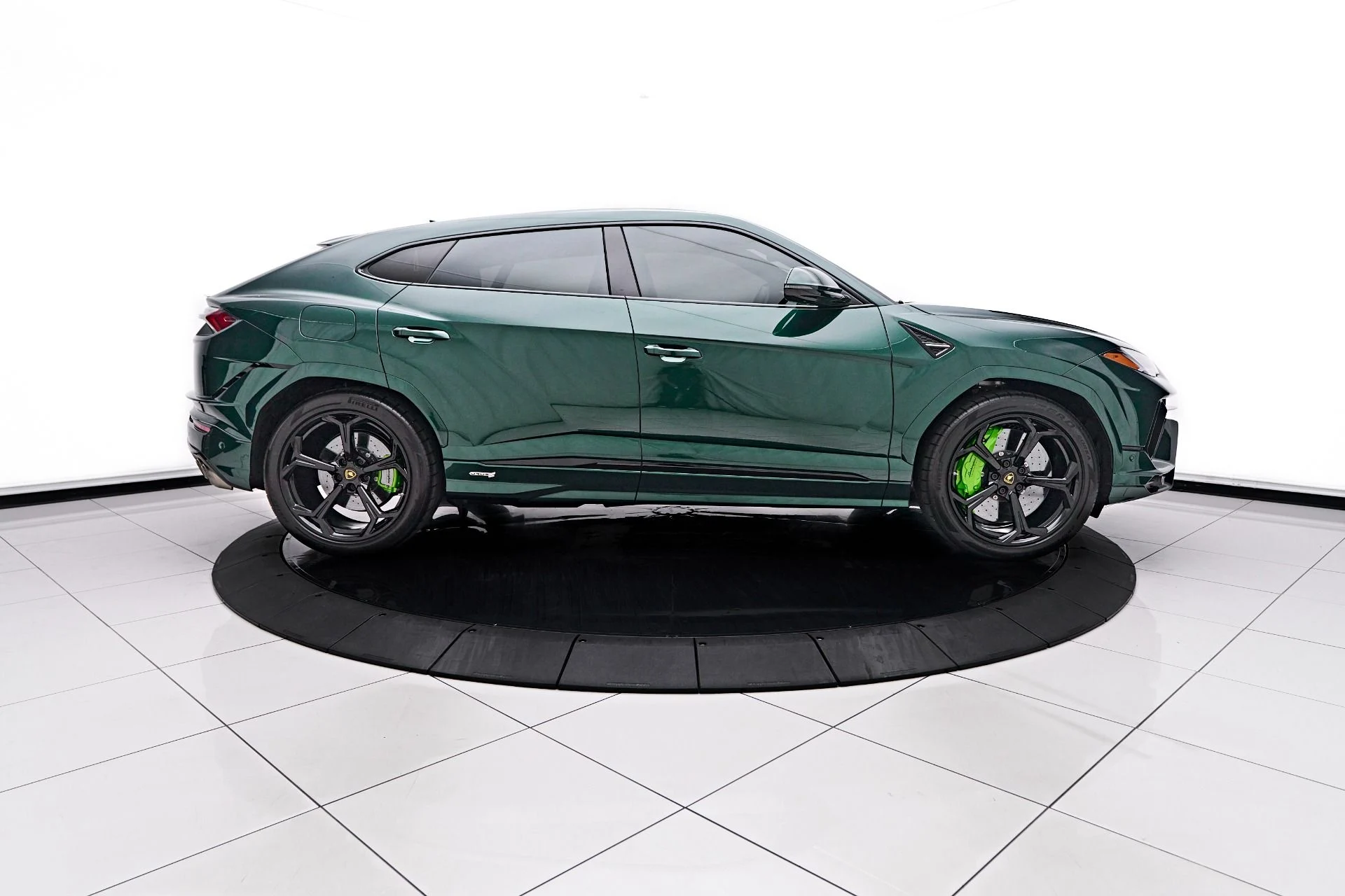 mph014_3352954655_Used_2024_Lamborghini_Urus_S_1749338292_877602adaf