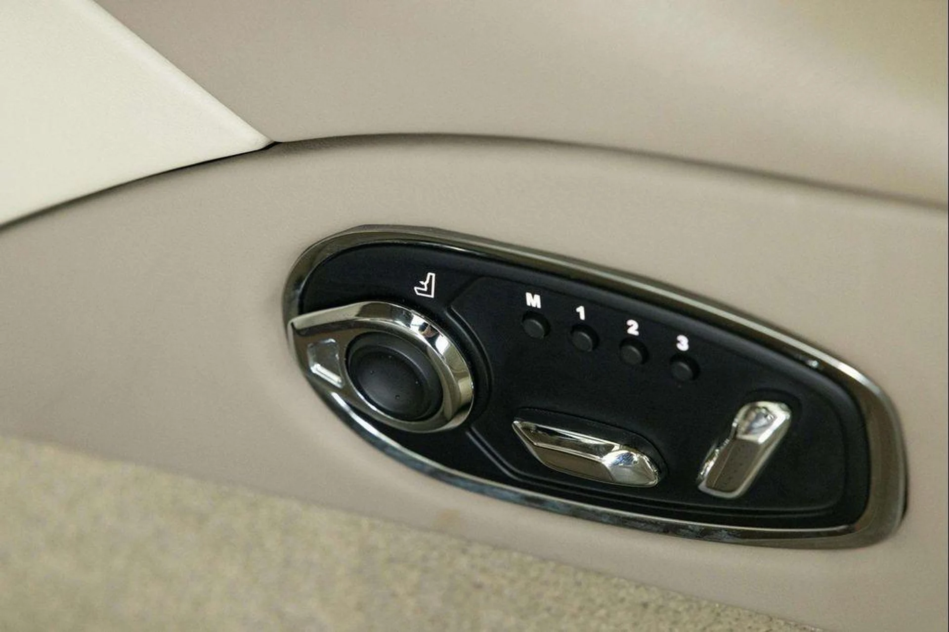 mph014_3356962414_5_P8k_S3_R_Za0_Q4vc_K36_Iu_K_Wy_Ni_Mk_138e019079