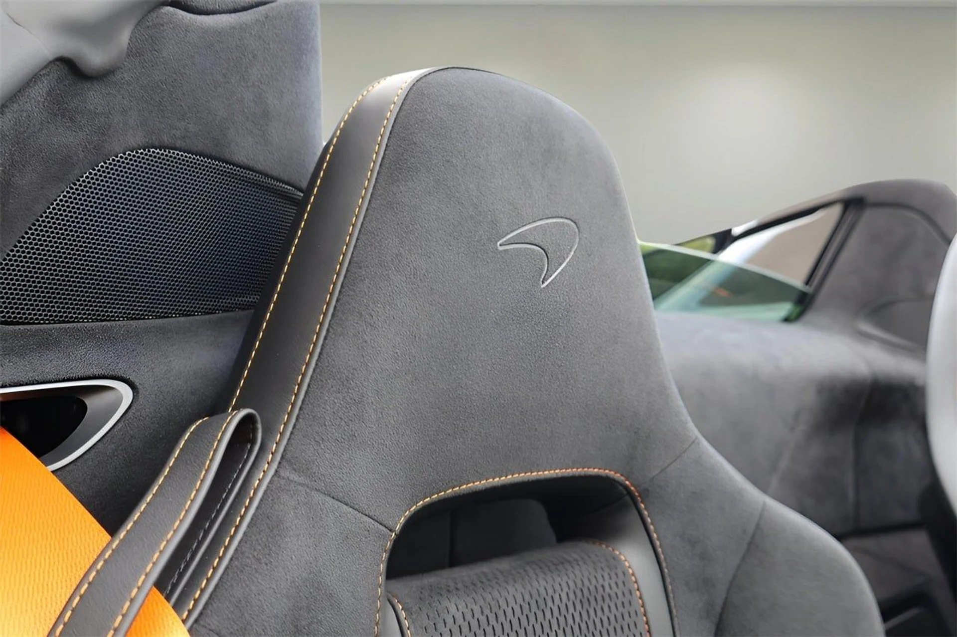 mph014_3359794763_15_e86b28cda0