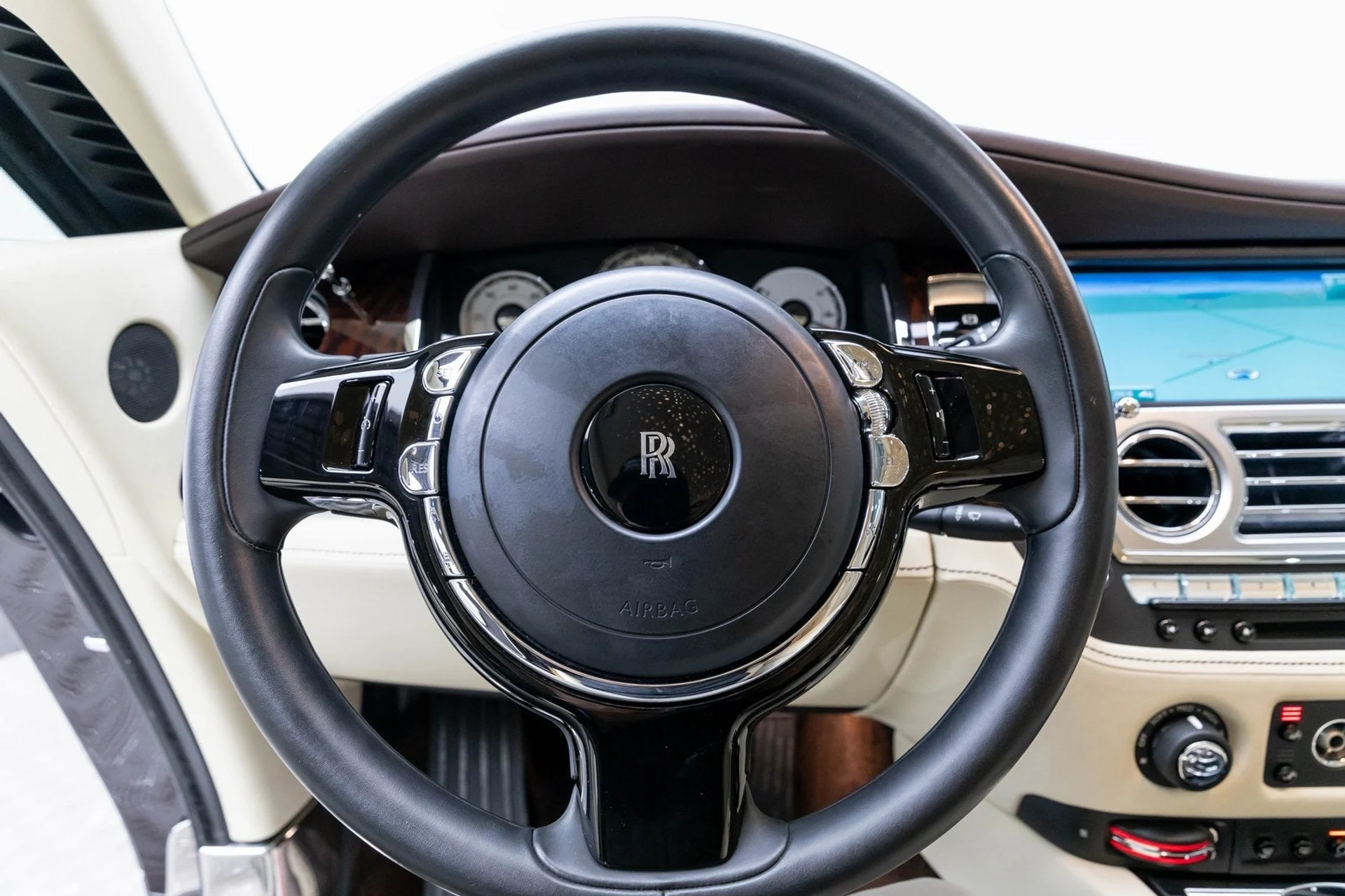 mph014_3362035117_15_16a8bc3e3a