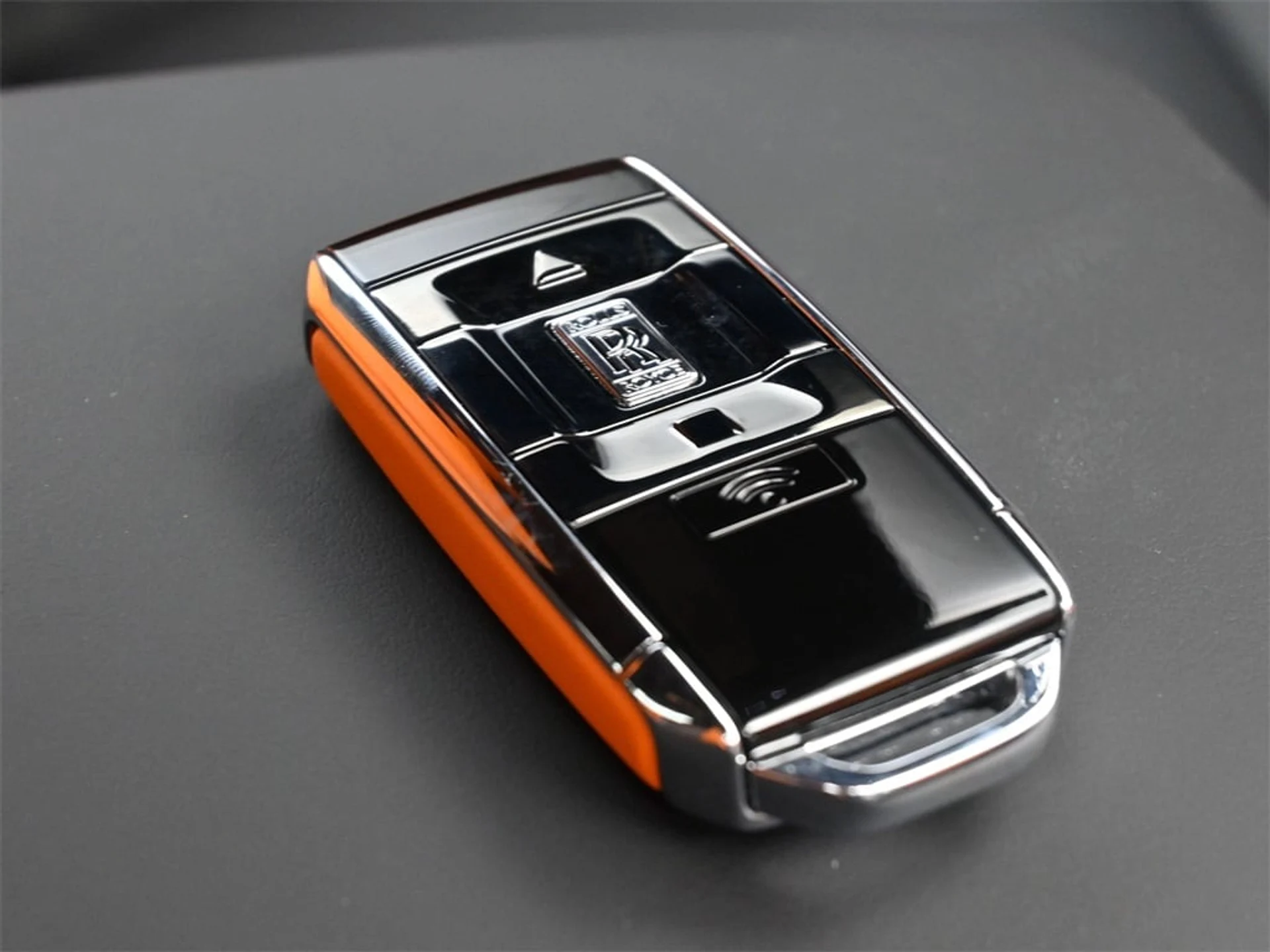 mph014_3362393834_3f0dfe17d63d913dc97b6ea83aa4ea09x_b16a0e3a04