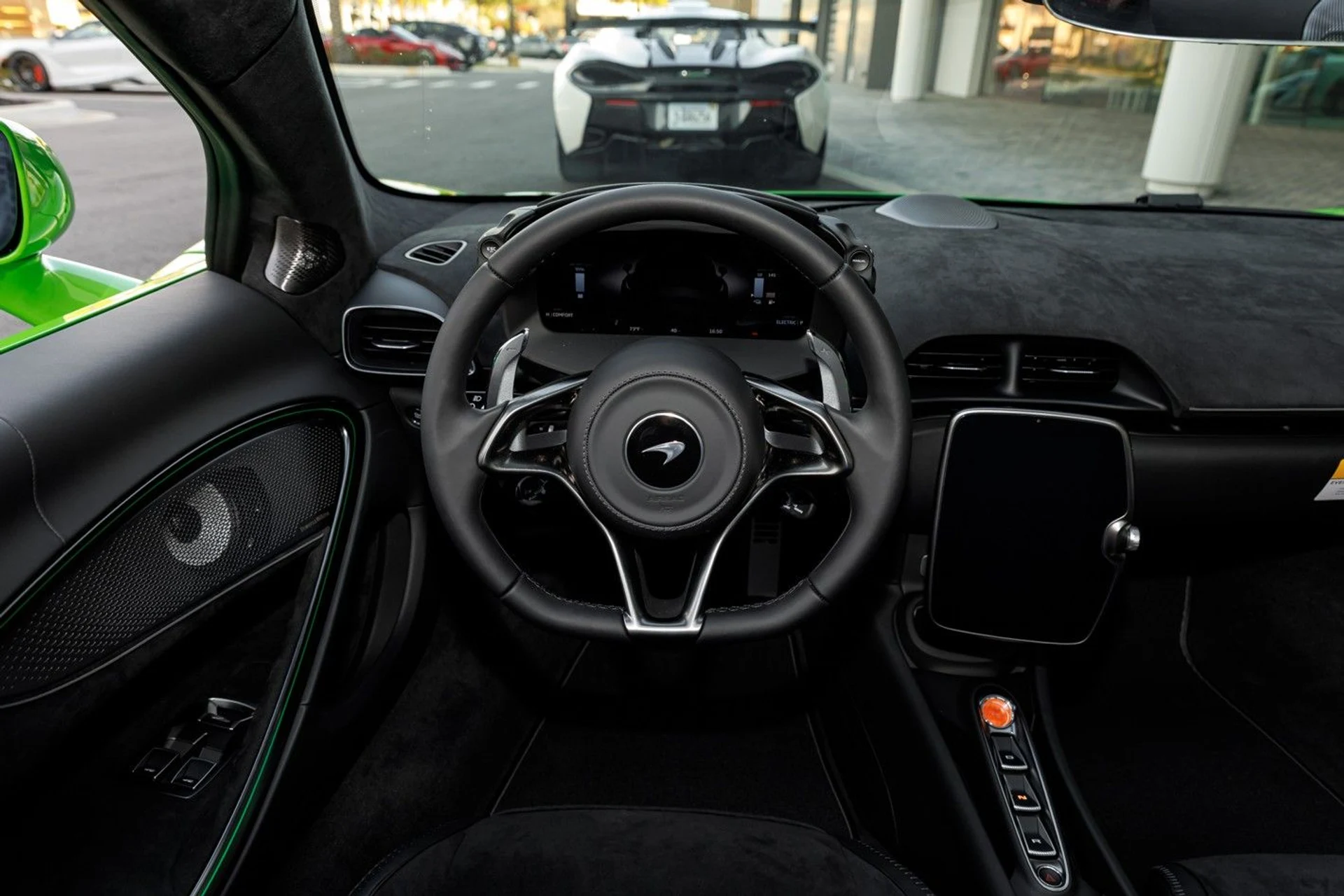 mph014_3362743672_647_p15_l_a445507b59