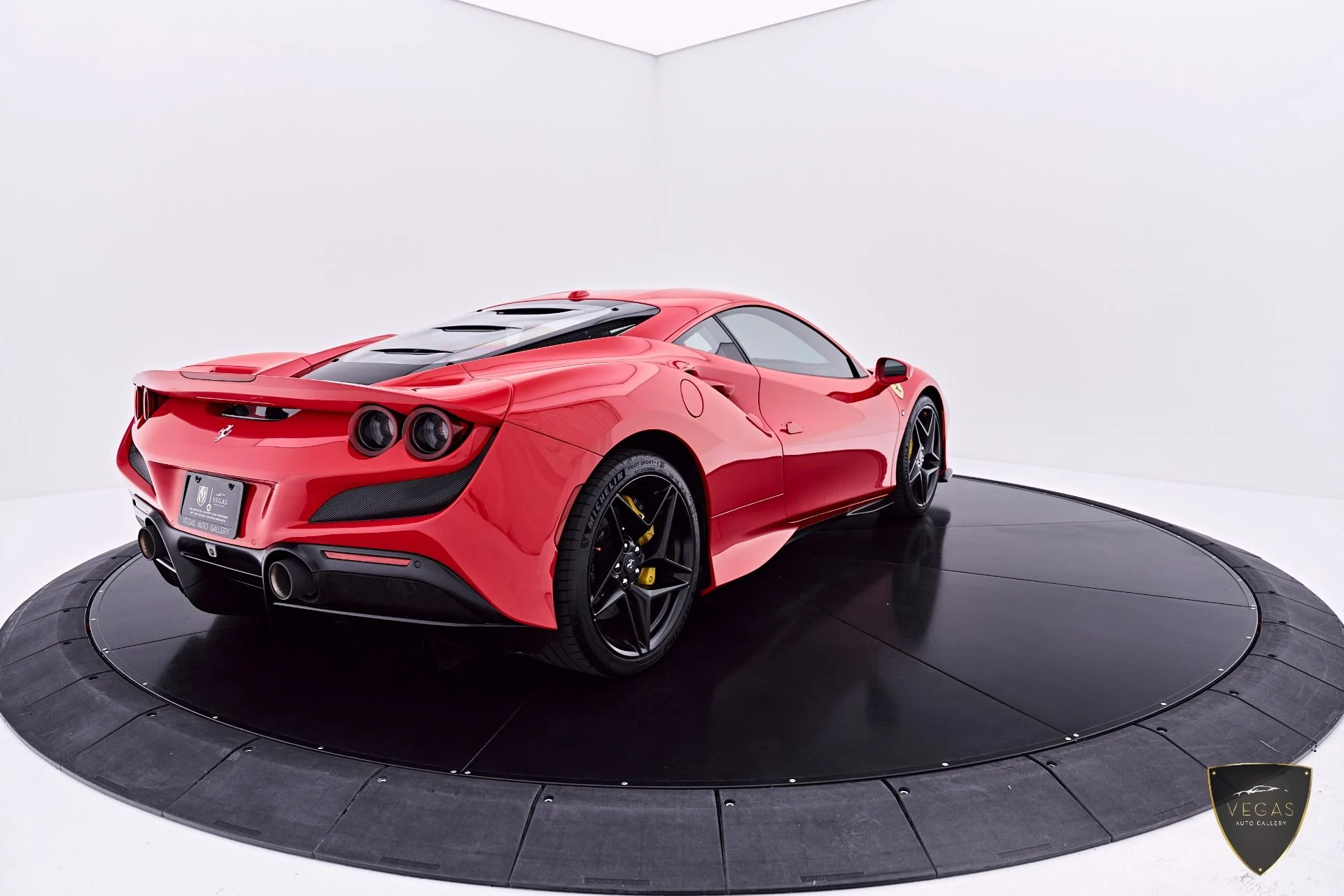 mph014_3366777681_Used_2022_Ferrari_F8_Tributo_Base_1783507001_b51663aff6