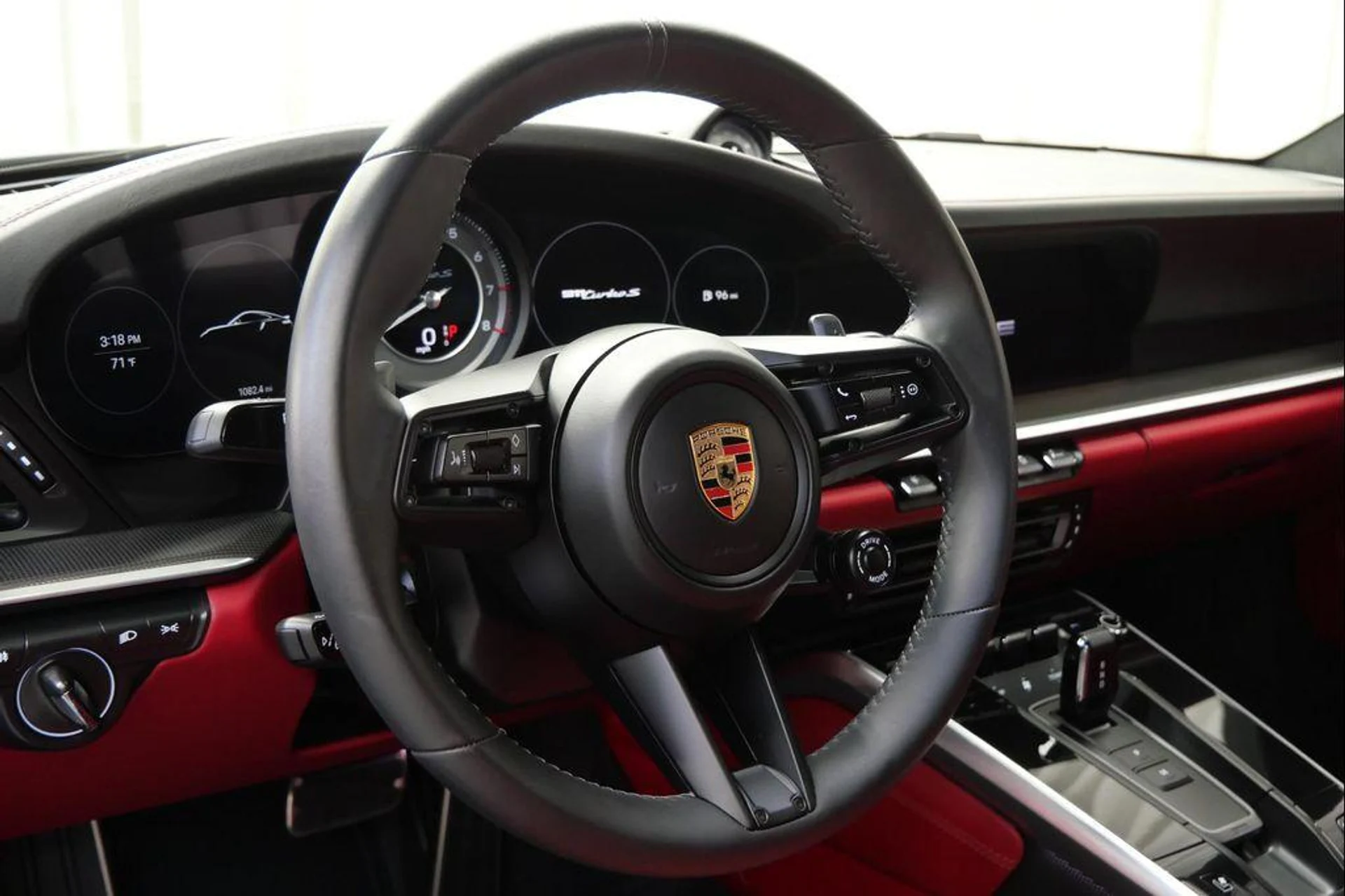 mph014_3366782972_X6_H7u7_Aux5i_Wzh1z9e_KV_8jcoa_Vo_9c3ffcca7b