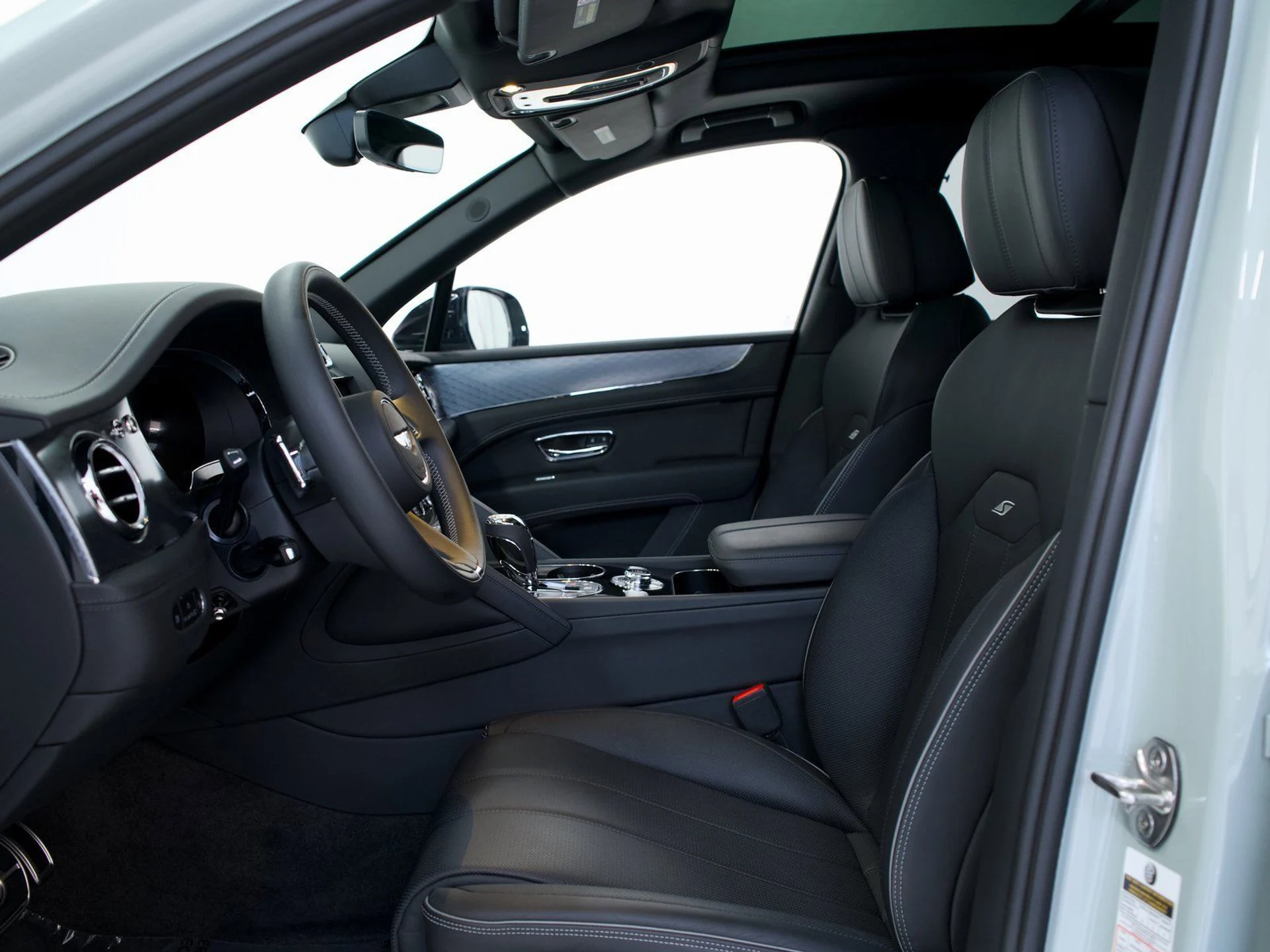 mph014_3367306268_8da235f1c6174a65a21f7437949c41df_83239cd79f