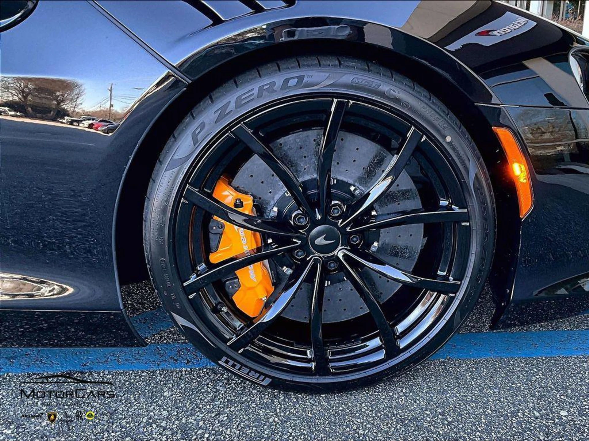 mph014_3378199026_qa4_D9_Kba_CU_Lz_Xo_HU_9l2_R_Br9n_Dow_7bcb5d43de