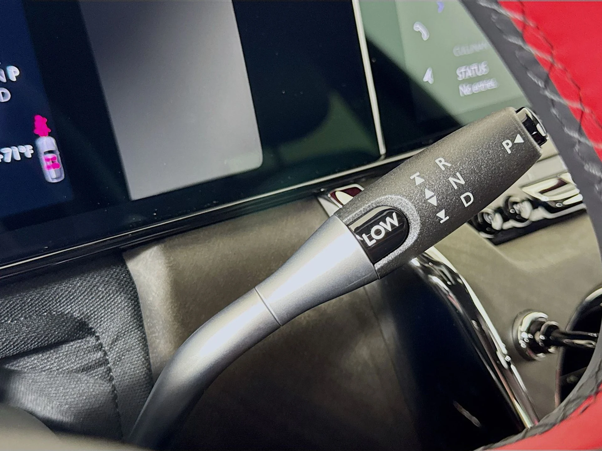 mph014_3379794981_76c0800041cc1bd033add9e8338a3a13x_0d28104d0b