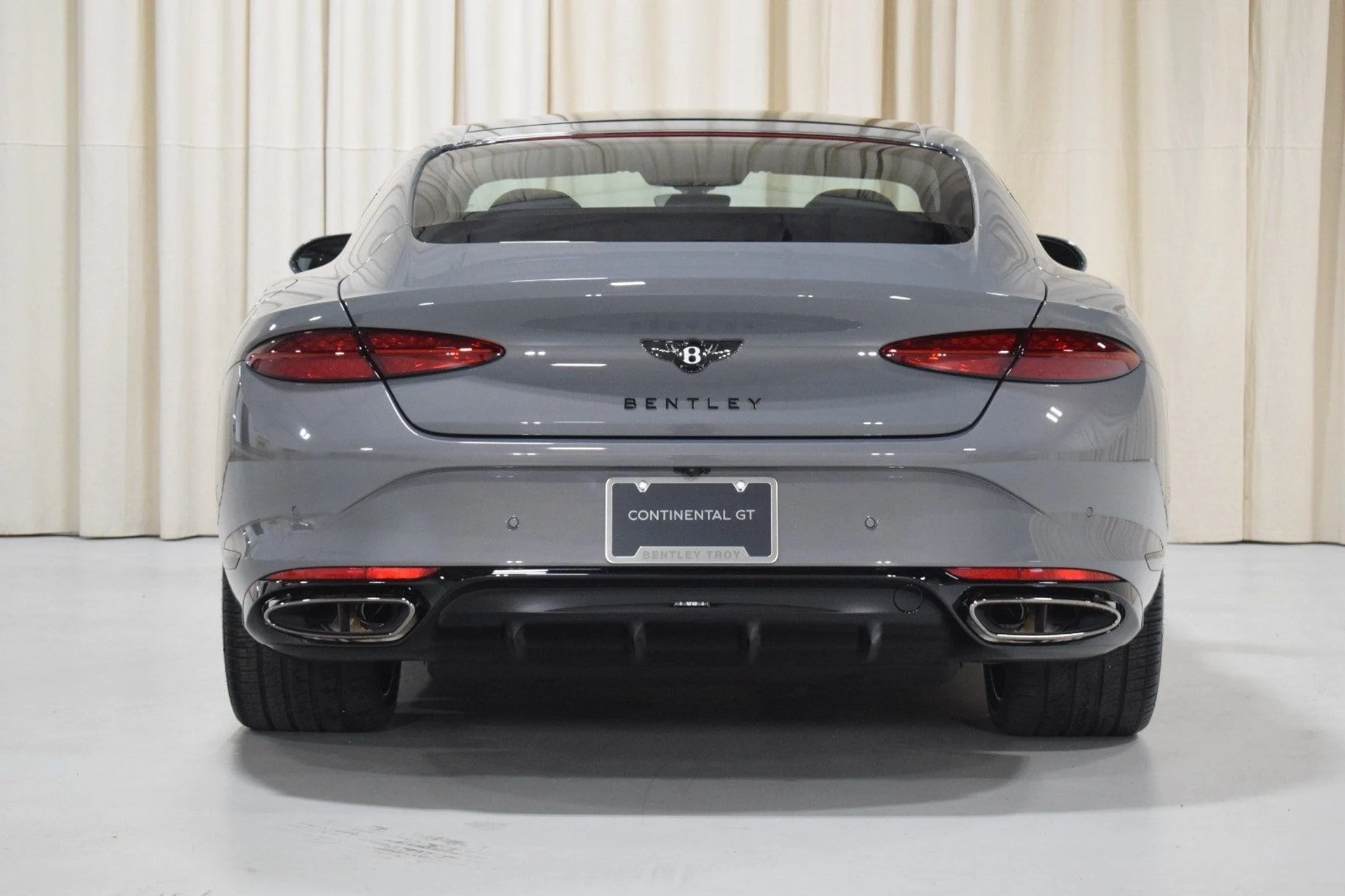 mph014_3381312364_79ccd48b8b9ad7bc0a39c831ac6dfb94x_1907b6867b