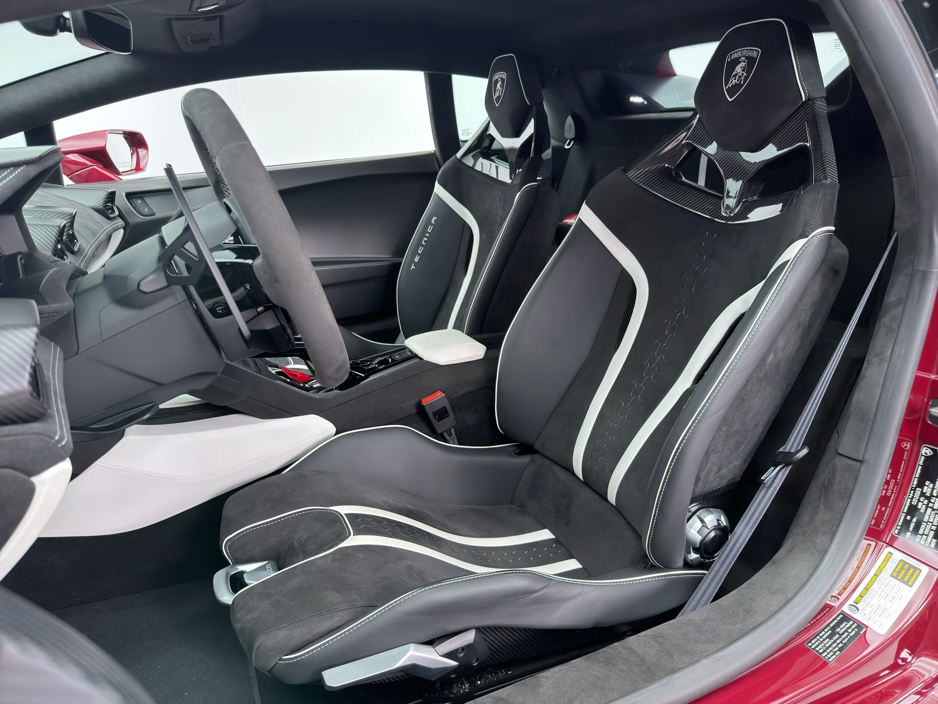 mph014_3381343009_CA_3941_interior_002_dd7a286409