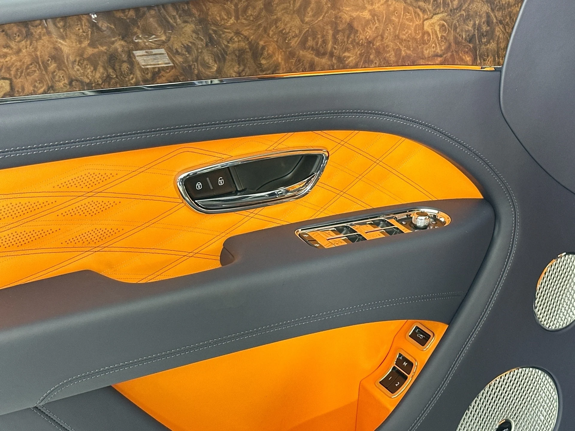 mph014_3382954054_15_64f0d943f8