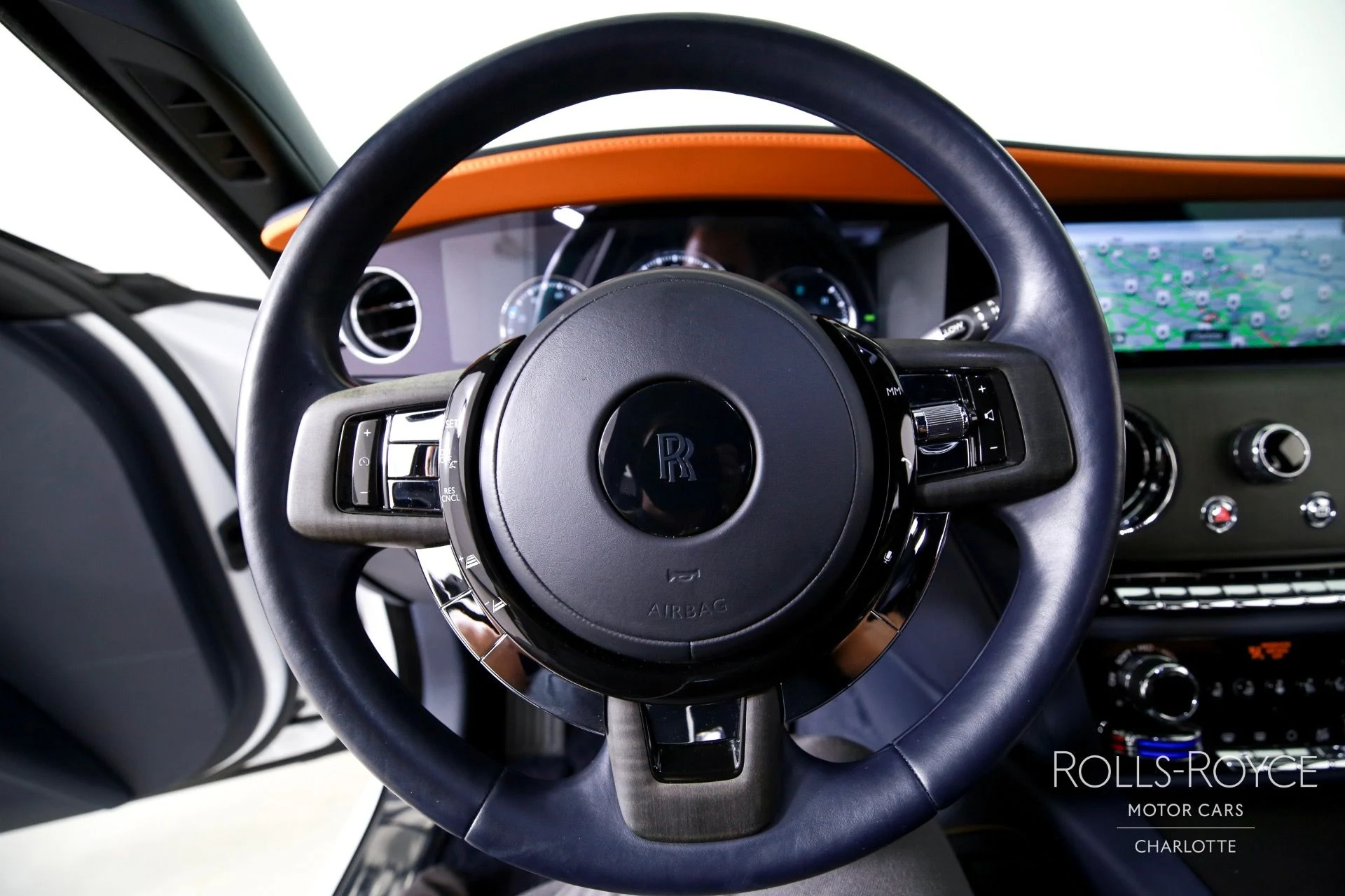 mph014_3384666325_Used_2022_Rolls_Royce_Ghost_1755181543_86a6a4a45b
