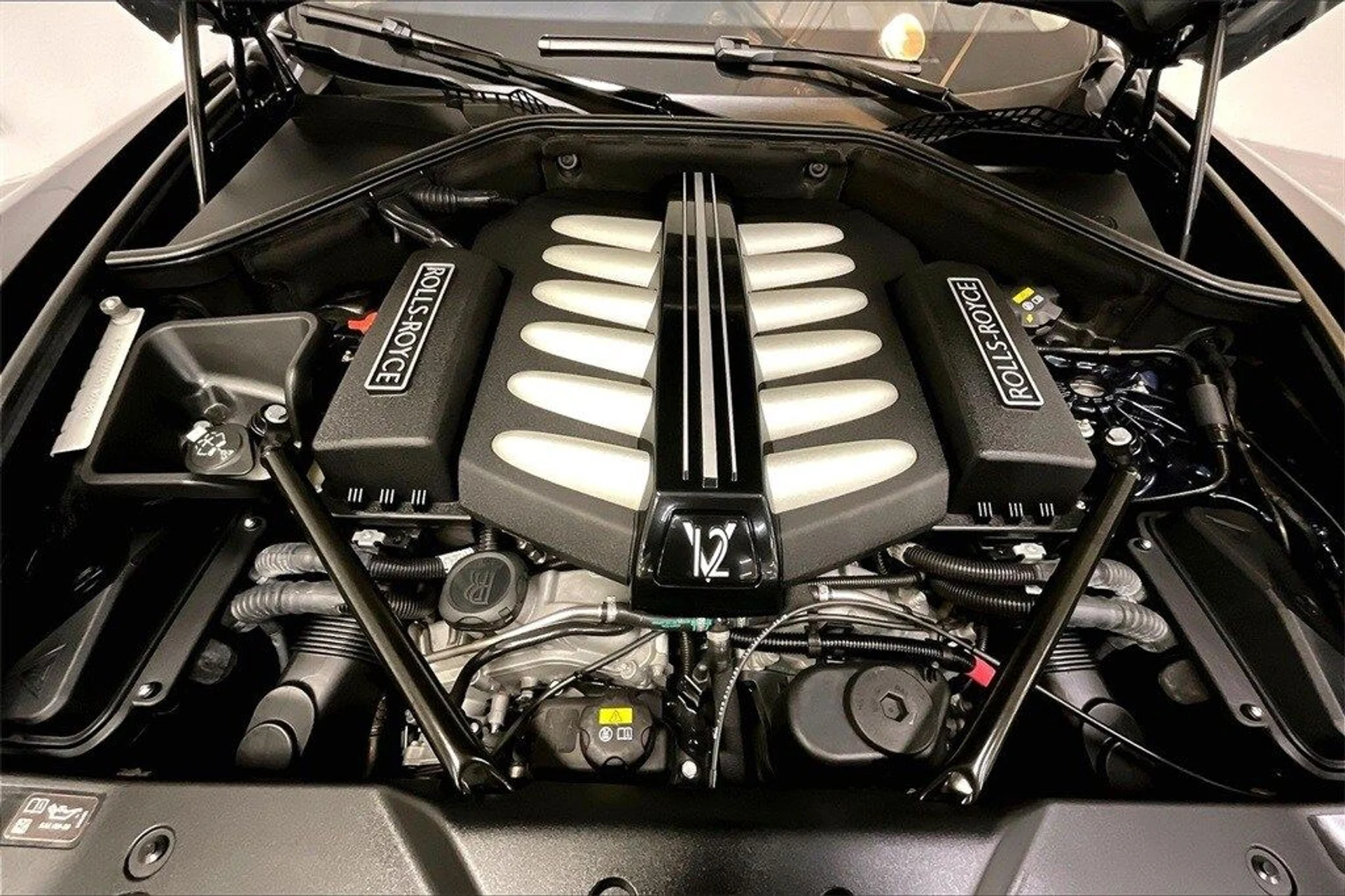 mph014_338753855_8c648d0b96f965cdb735d1d39a3c71b7x_7e57ea1cde