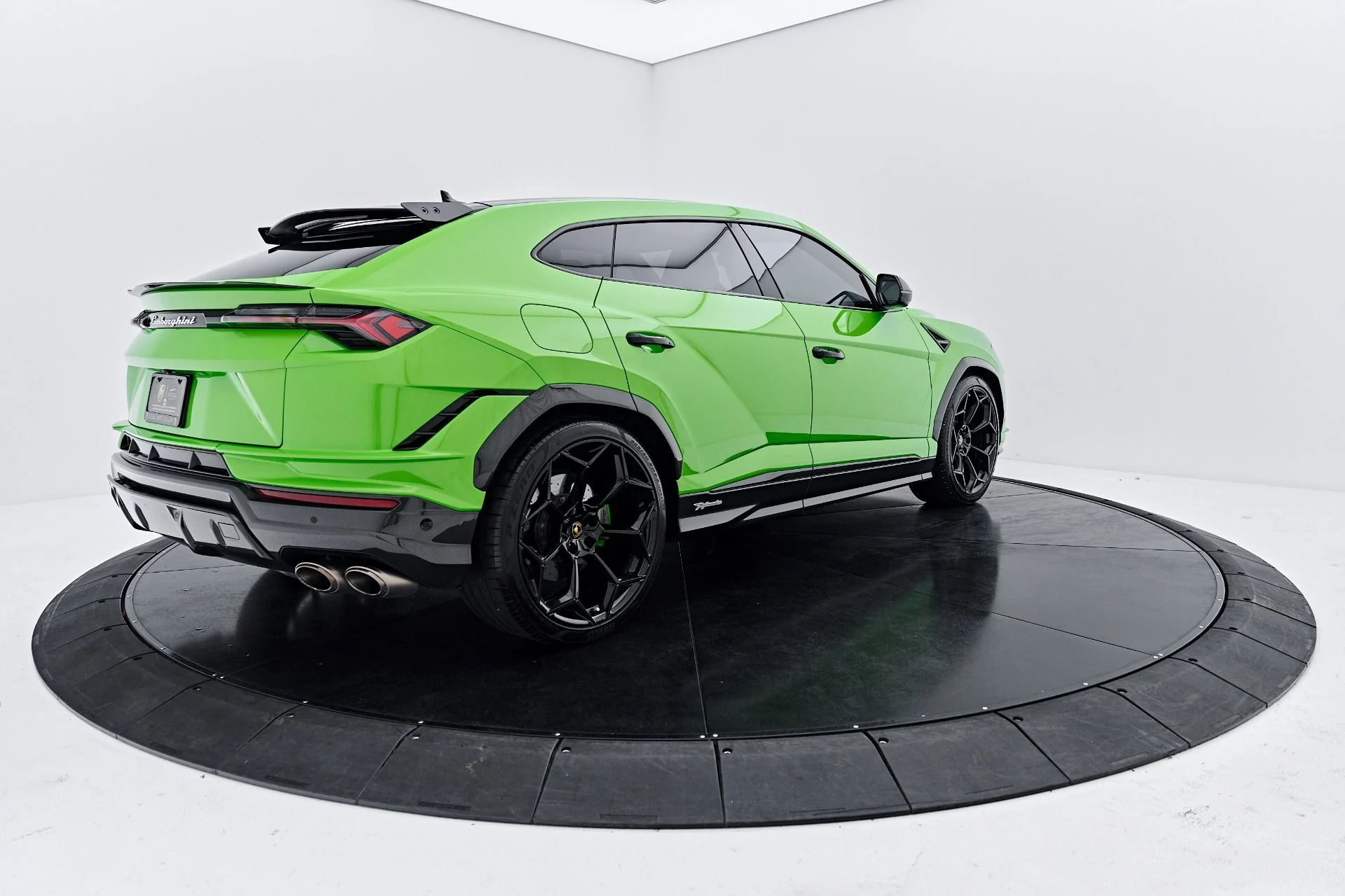 mph014_3390386927_Used_2023_Lamborghini_Urus_Performante_1790376269_3c3e431e34