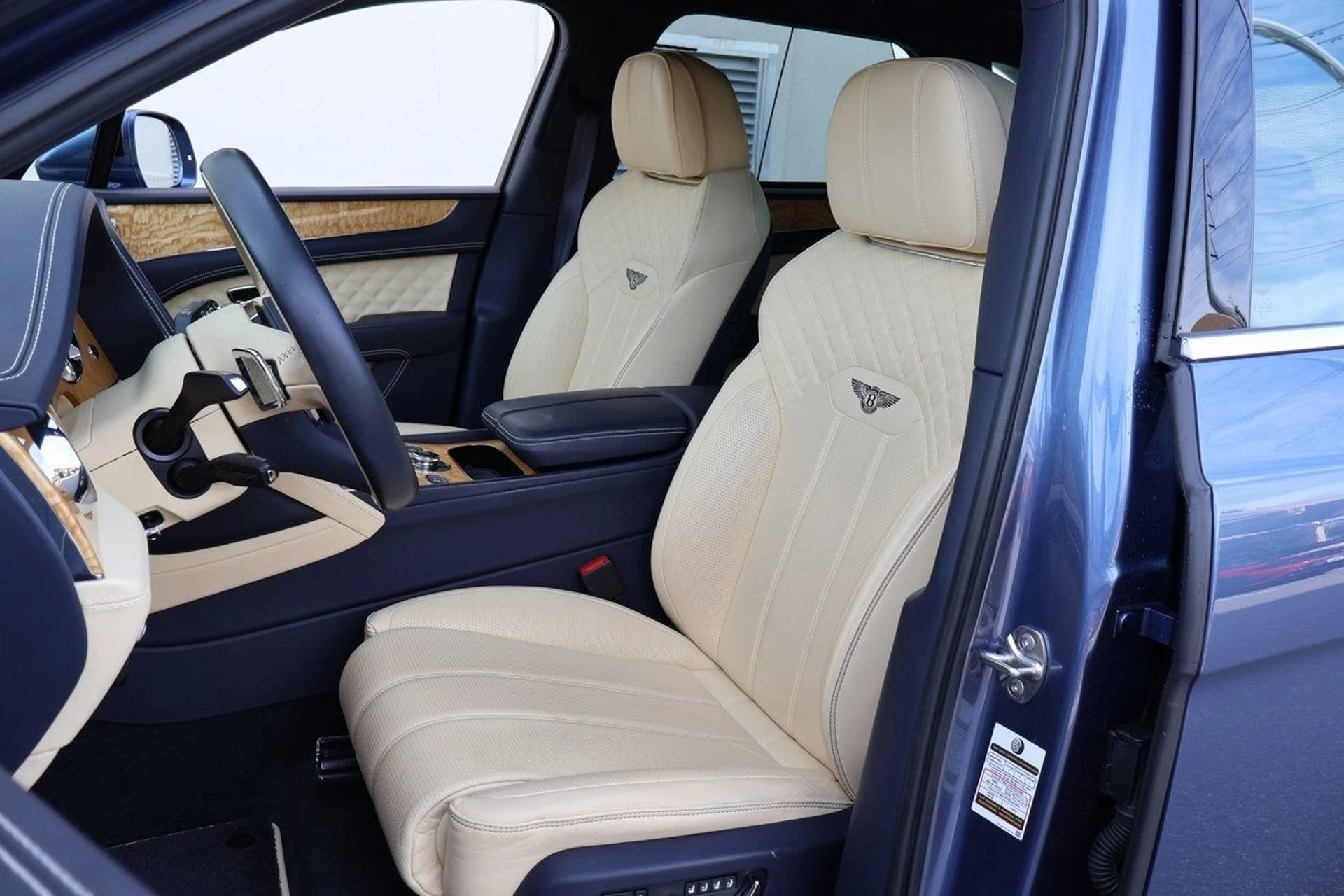 mph014_3392858956_15_6050a6a2c3