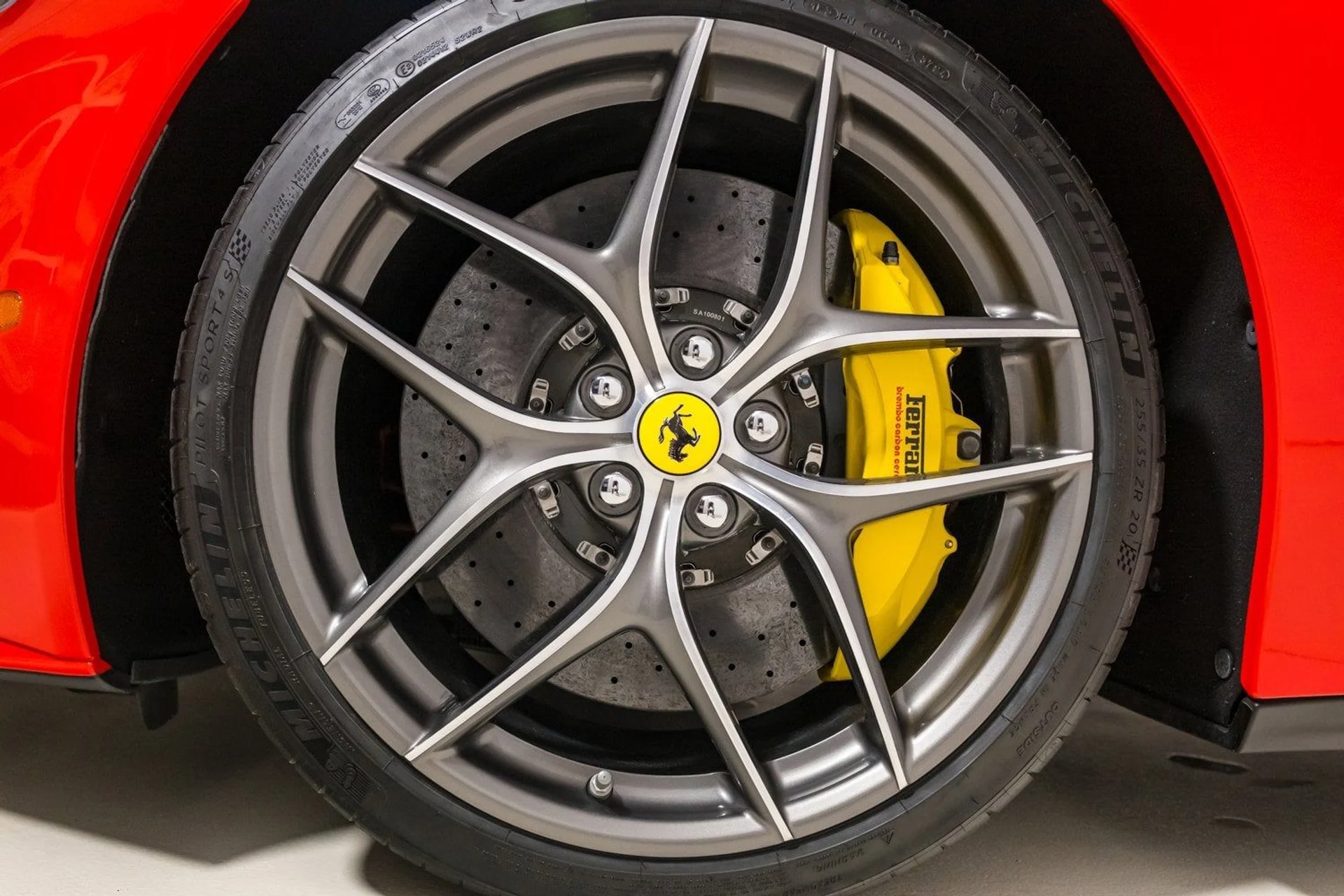 mph014_3395246463_b9dd1c764db3438f92eb1025f3b8f899_343fad1005