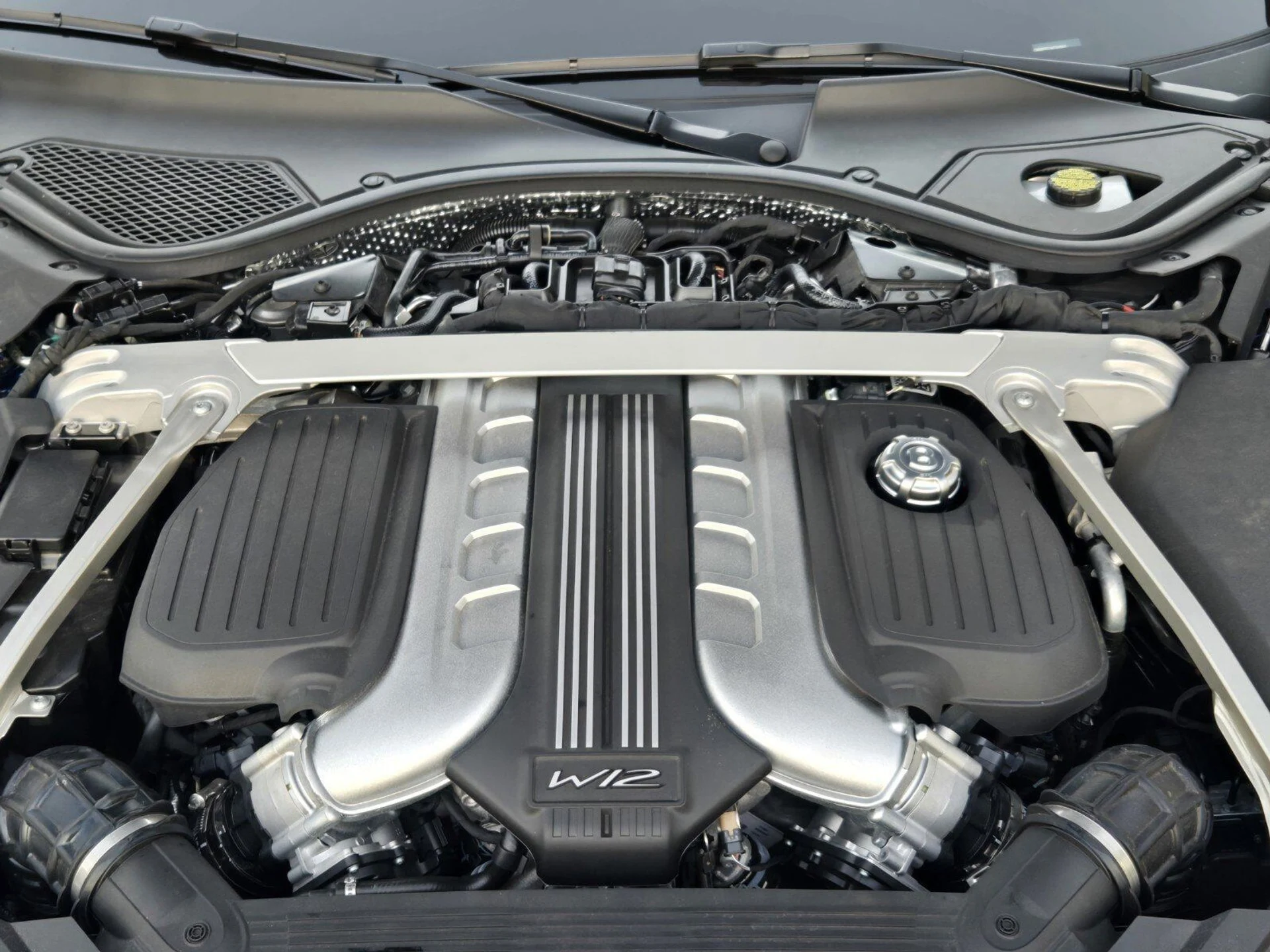 mph014_339722838_4492d5b9ca4c057396db425af091e60fx_30492ac3be