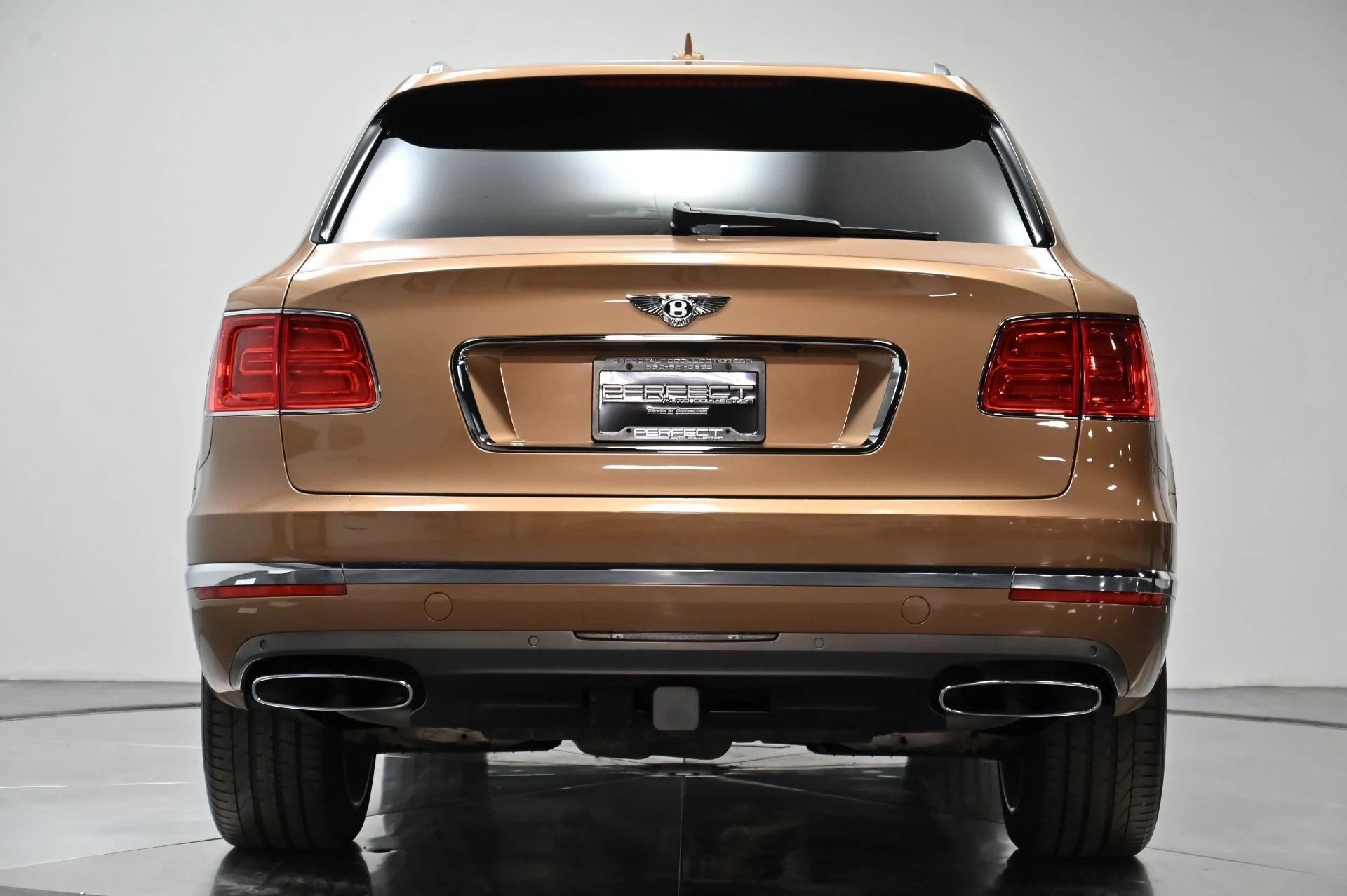 mph014_339871830_Used_2017_Bentley_Bentayga_W12_1759876449_0aa9492086